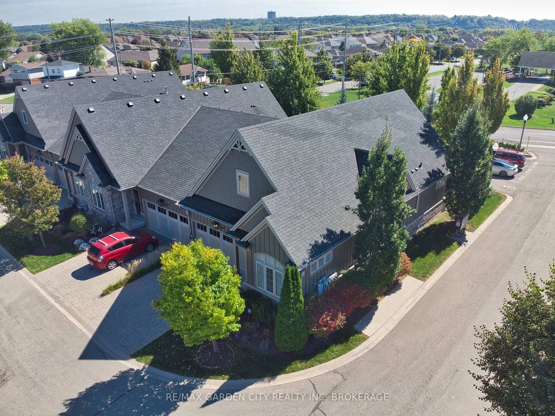 Photo 28 of Unit 15, 215 Vansickle Road, St. Catharines, Rykert/Vansickle — HOMEH