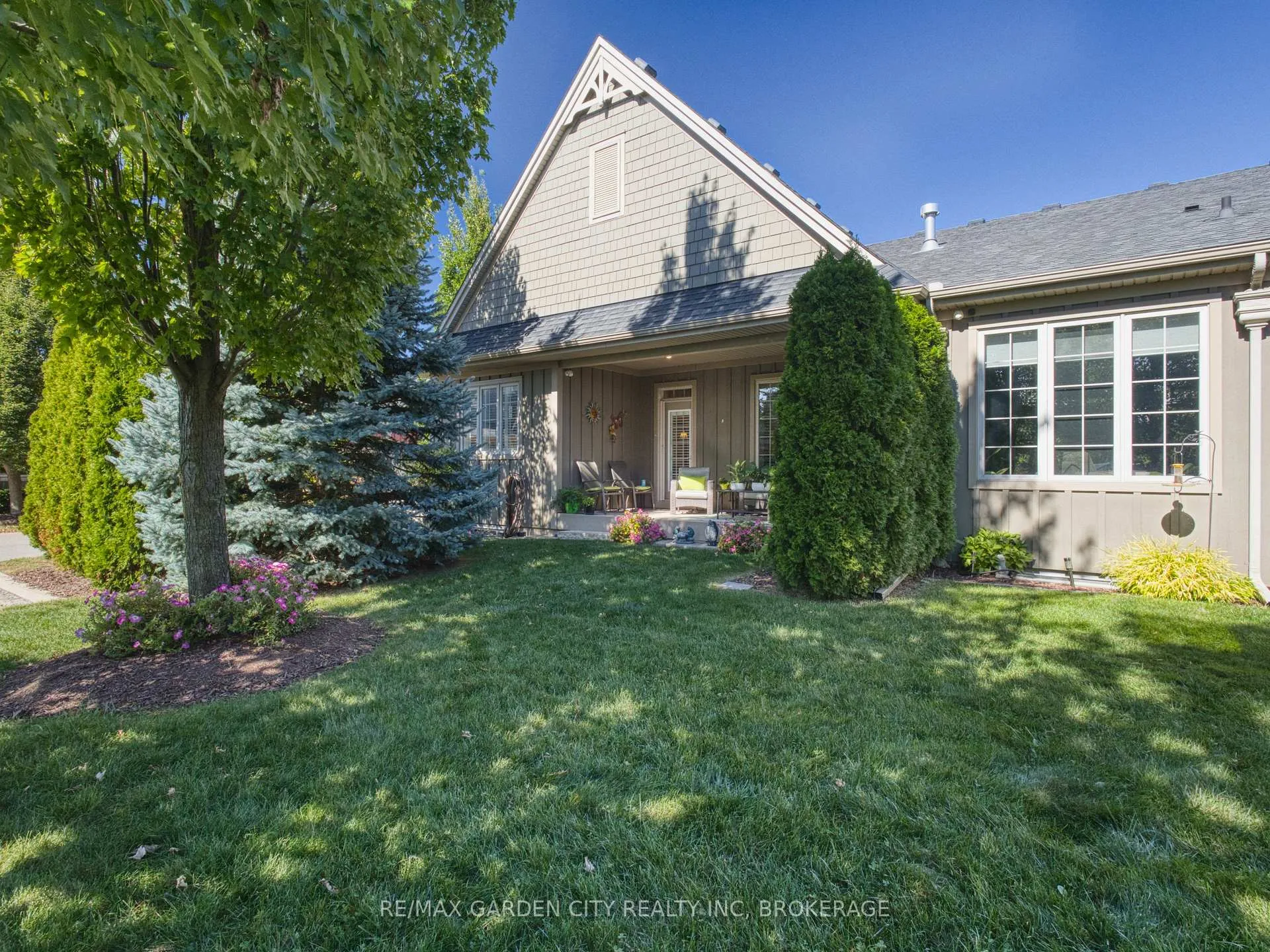 Photo 33 of Unit 15, 215 Vansickle Road, St. Catharines, Rykert/Vansickle — HOMEH