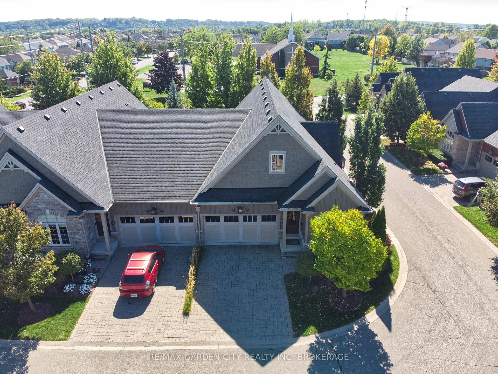 Photo 34 of Unit 15, 215 Vansickle Road, St. Catharines, Rykert/Vansickle — HOMEH