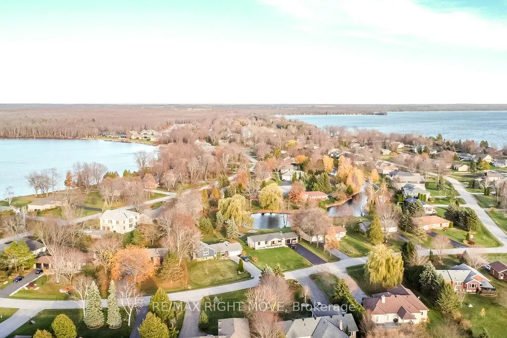 Photo 31 of 14 Sandlewood Trail, Ramara, Brechin — HOMEH