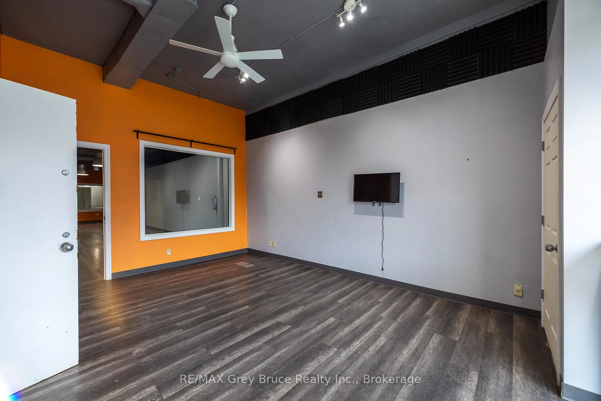 Photo 7 of 827 2nd Avenue E, Owen Sound — HOMEH