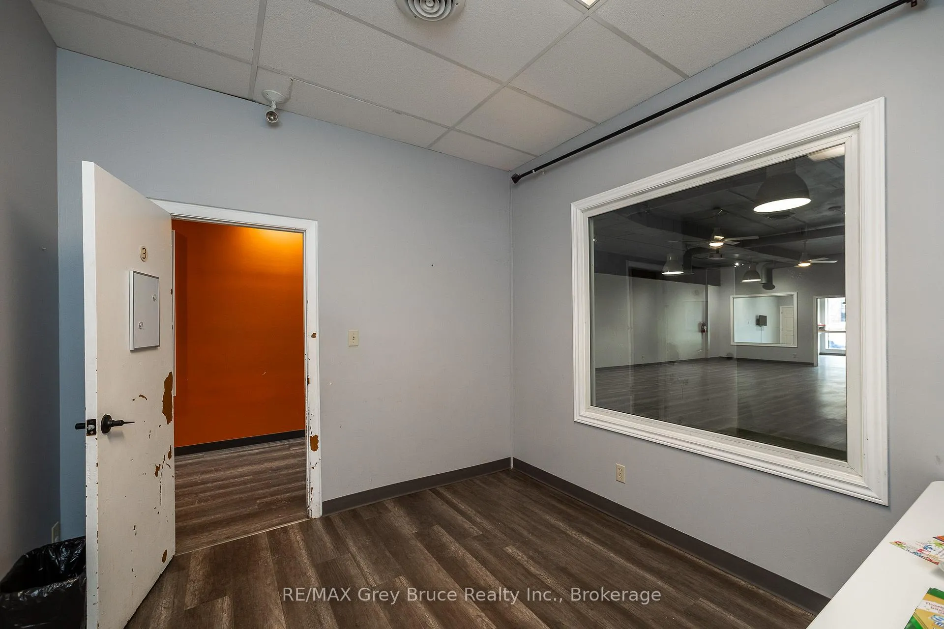 Photo 15 of 827 2nd Avenue E, Owen Sound — HOMEH