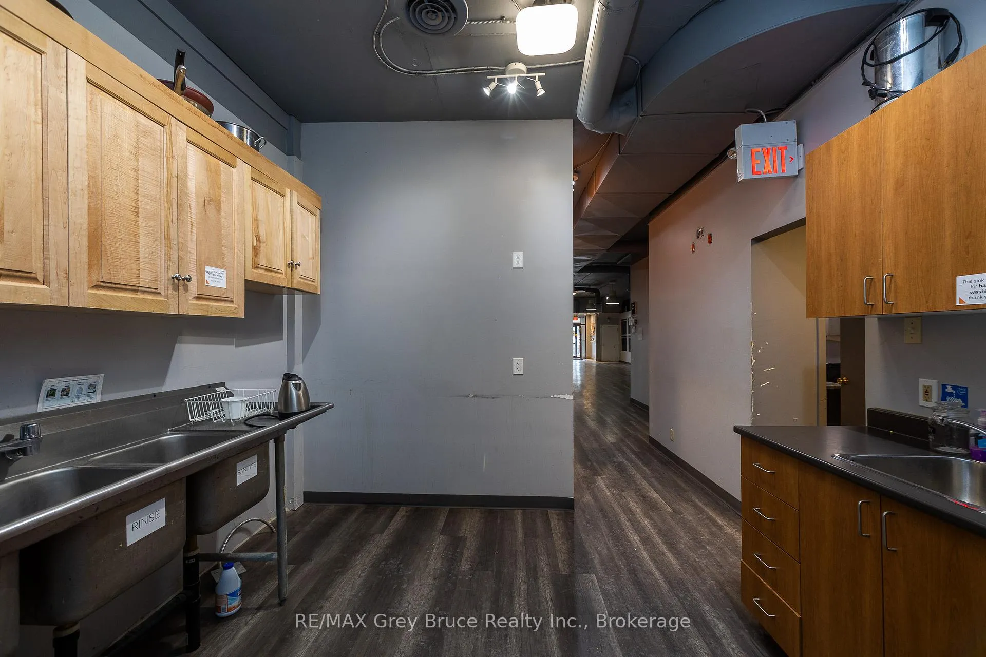 Photo 24 of 827 2nd Avenue E, Owen Sound — HOMEH