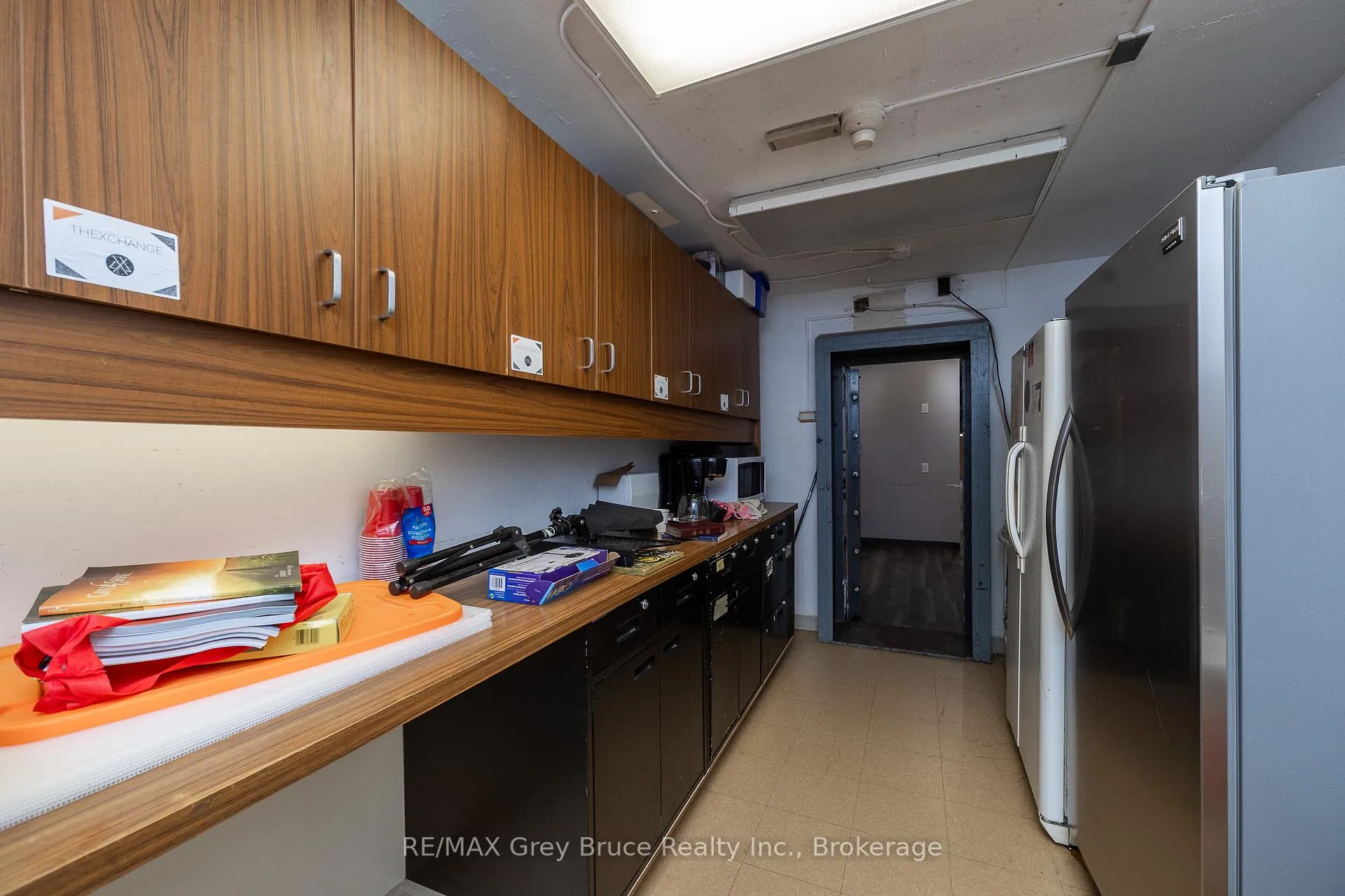 Photo 25 of 827 2nd Avenue E, Owen Sound — HOMEH
