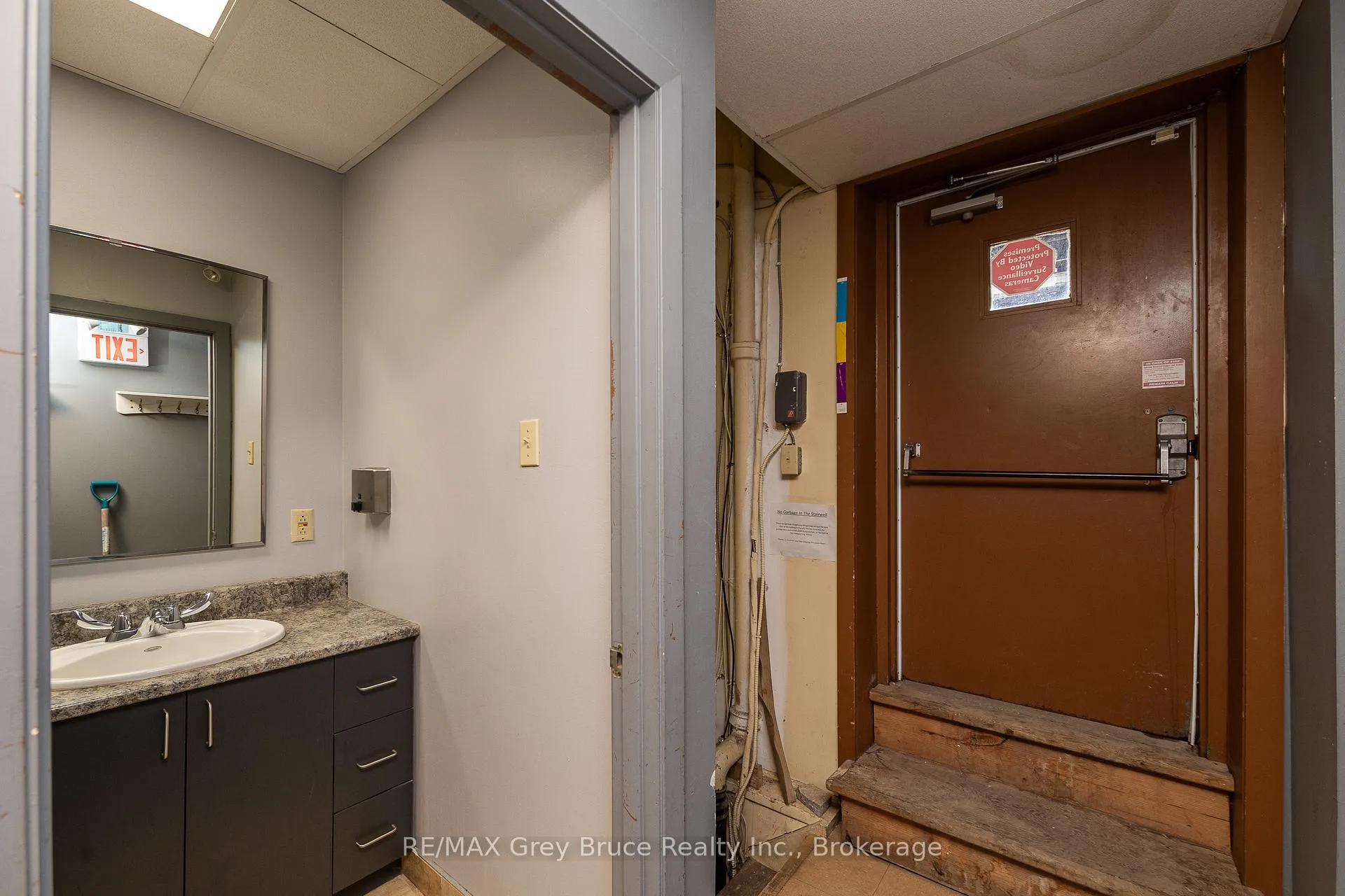 Photo 26 of 827 2nd Avenue E, Owen Sound — HOMEH