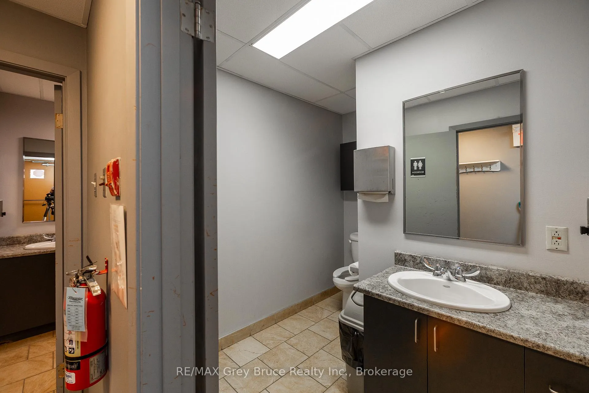 Photo 28 of 827 2nd Avenue E, Owen Sound — HOMEH