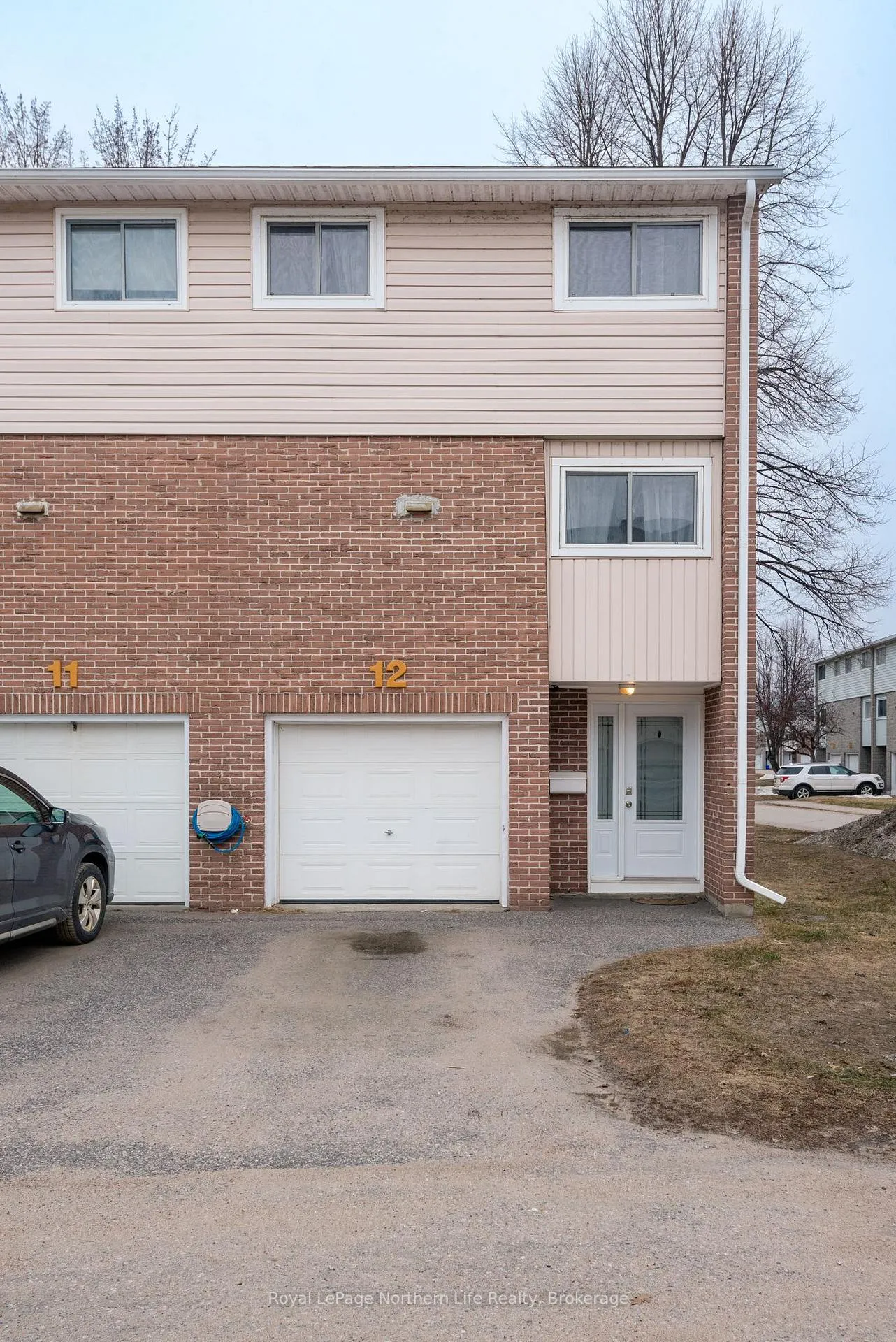 Front of Unit 12, 644 Lakeshore Drive