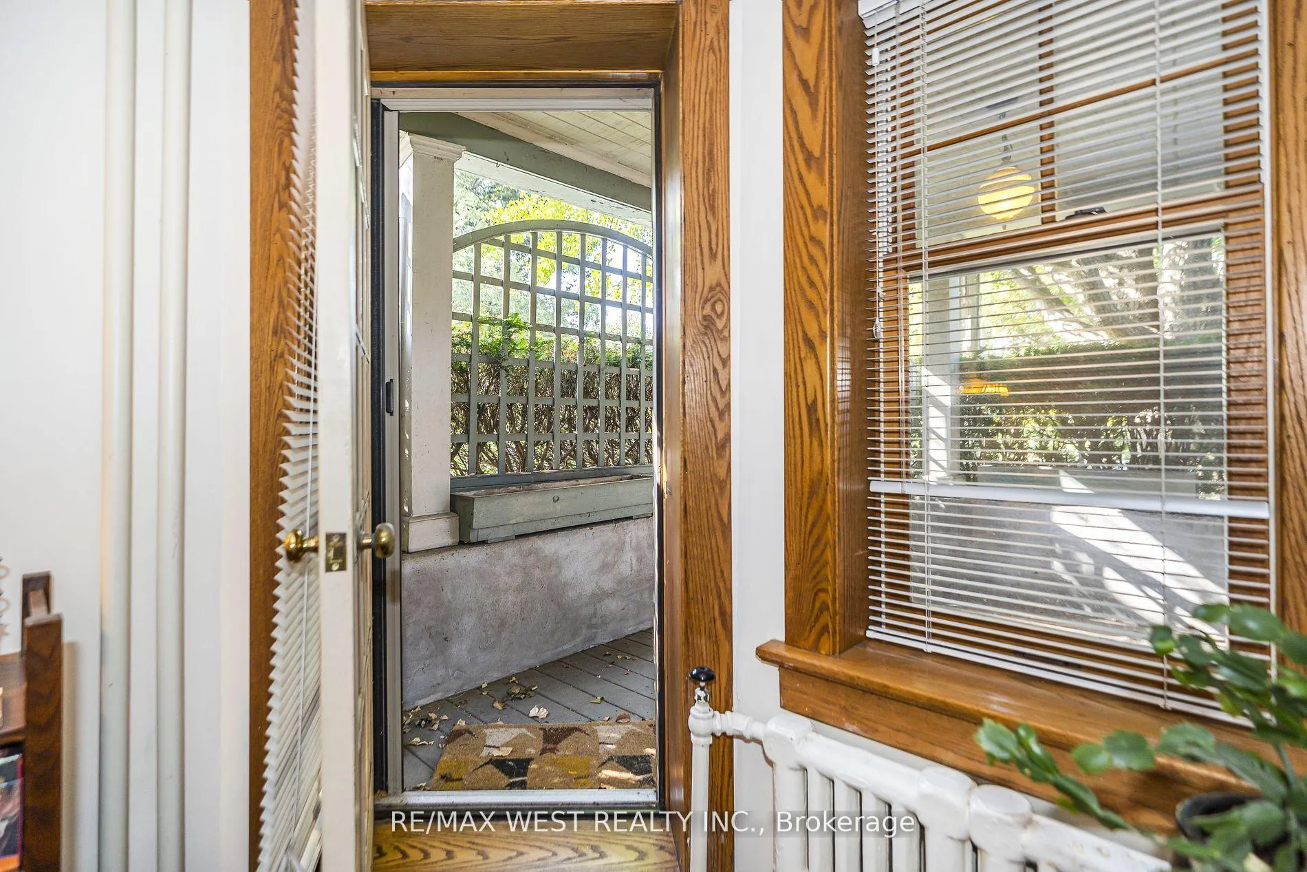 Photo 6 of 9A Humewood Drive, Toronto, Humewood-Cedarvale — HOMEH