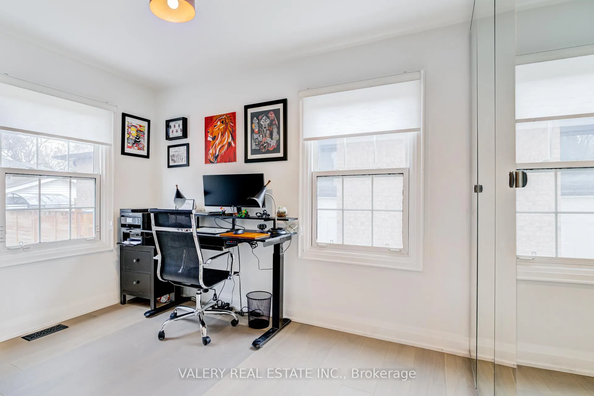 Photo 21 of 21 Avon Park Drive, Etobicoke, Stonegate-Queensway — HOMEH