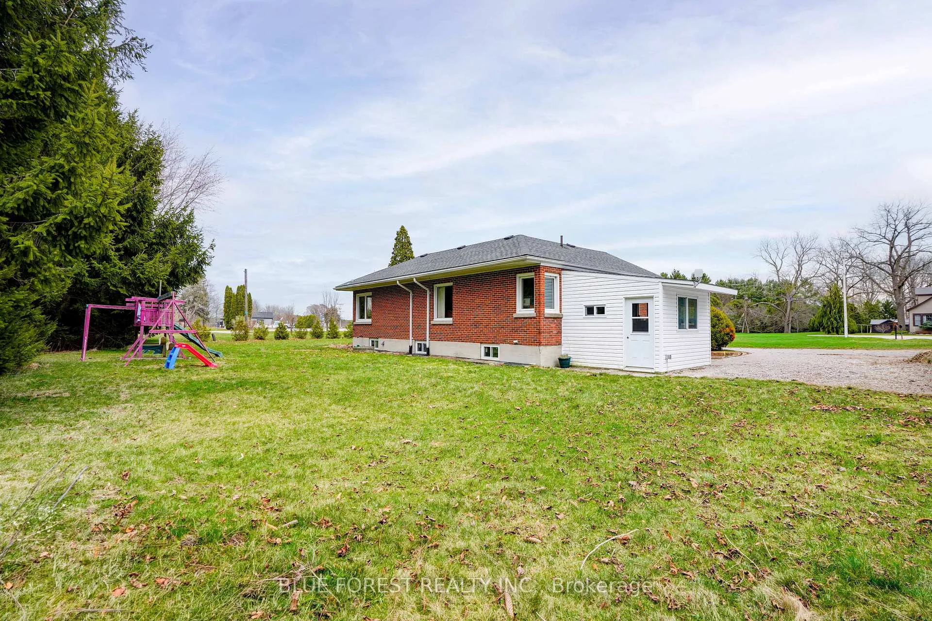 Photo 37 of 22300 Talbot Line, West Elgin, New Glasgow — HOMEH
