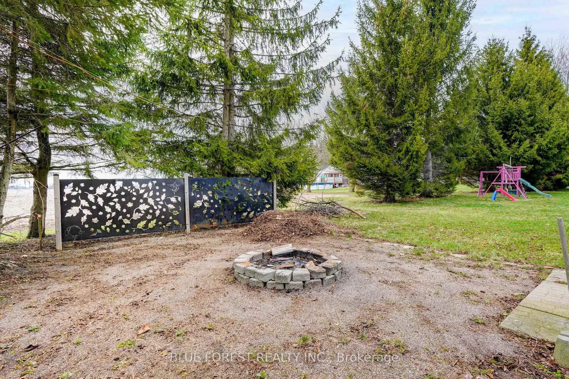 Photo 40 of 22300 Talbot Line, West Elgin, New Glasgow — HOMEH