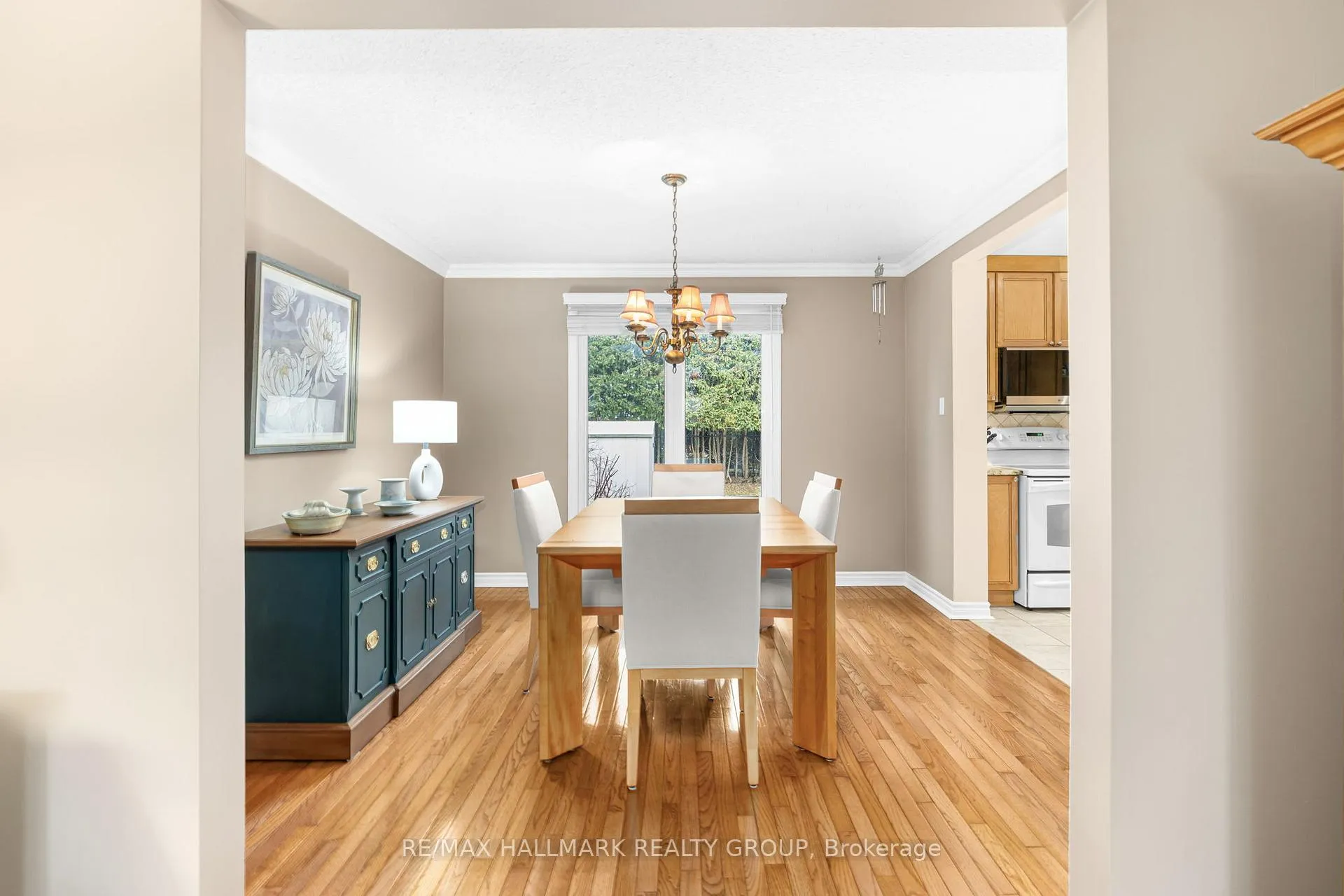 Photo 7 of 906 Chaleur Way, Ottawa, Convent Glen — HOMEH