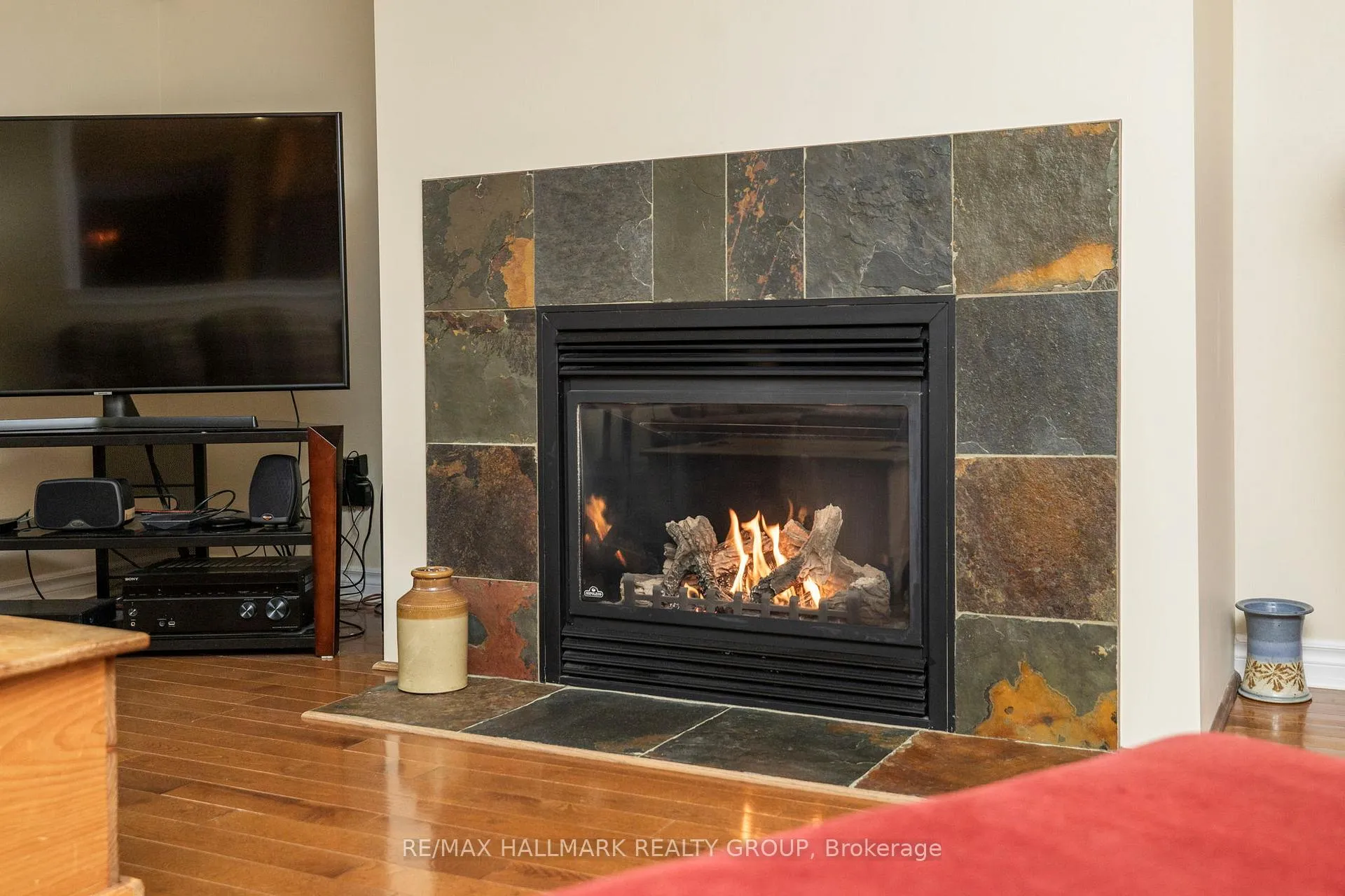 Photo 17 of 906 Chaleur Way, Ottawa, Convent Glen — HOMEH
