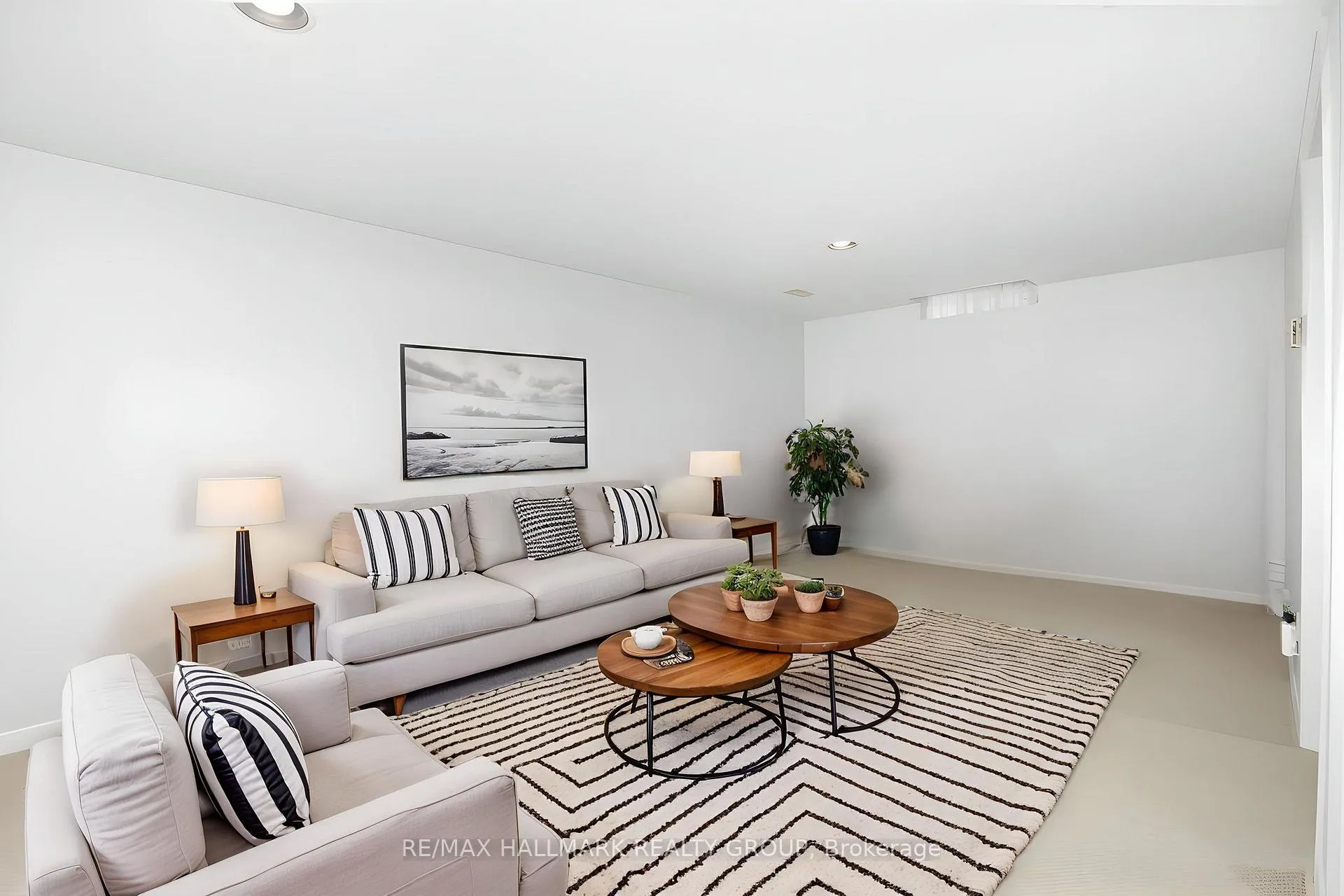 Photo 32 of 906 Chaleur Way, Ottawa, Convent Glen — HOMEH