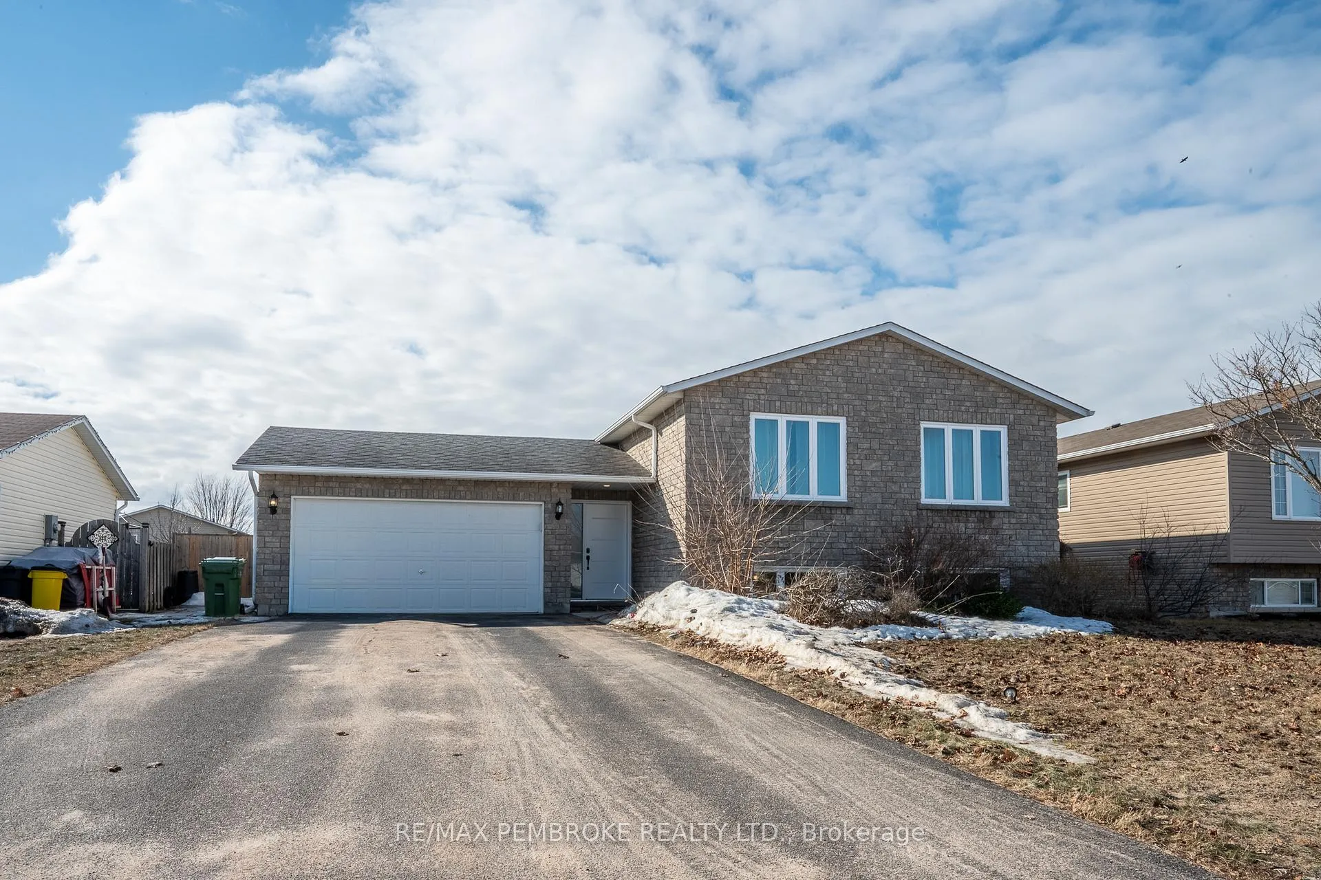 Front of 46 Highland Park Drive