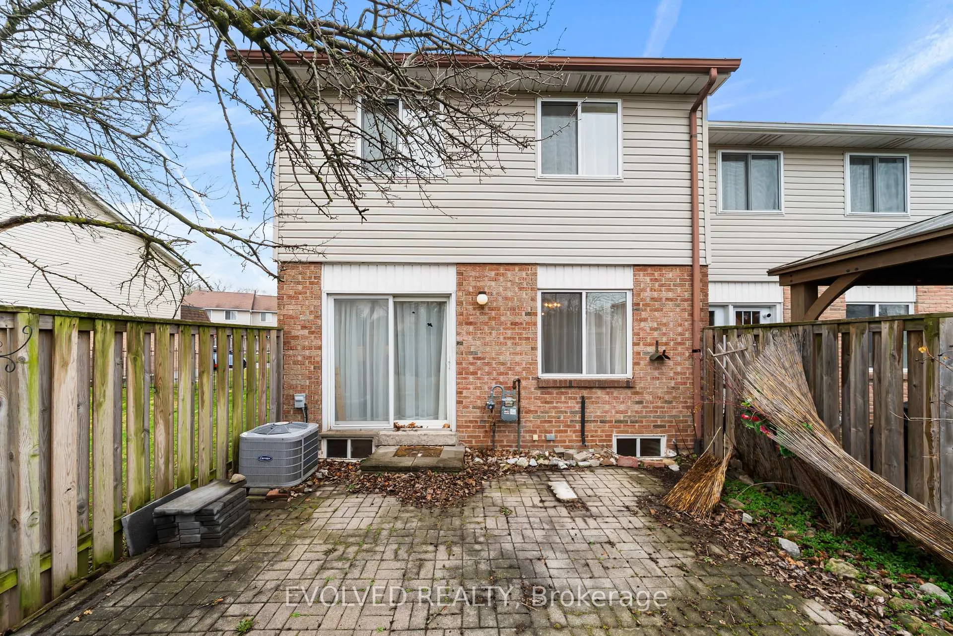 Photo 26 of Unit 1, 4192 Longmoor Drive, Burlington, Shoreacres — HOMEH