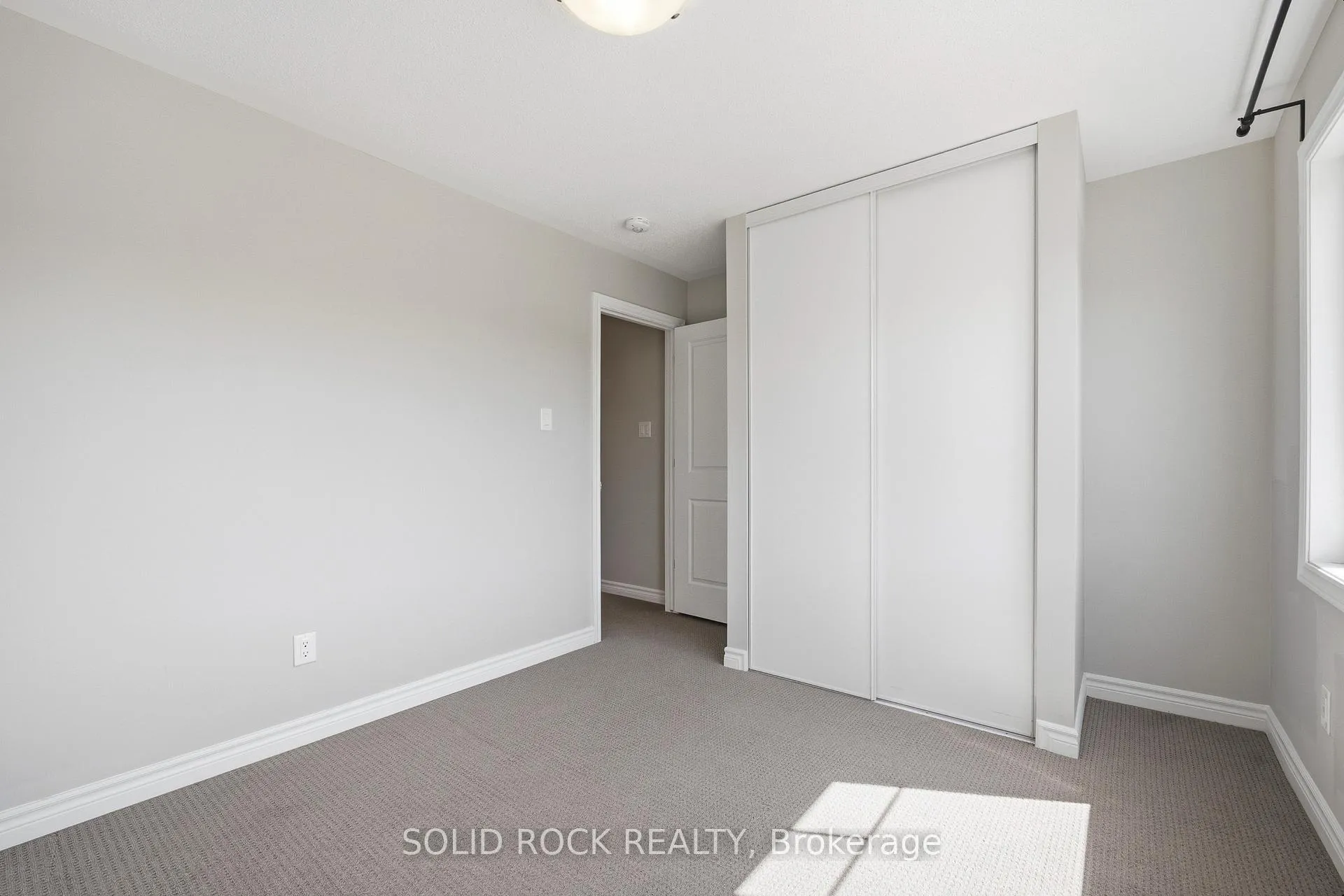 Photo 29 of 154 Westover Crescent, Ottawa, Kanata - Kanata Lakes/Heritage Hills — HOMEH