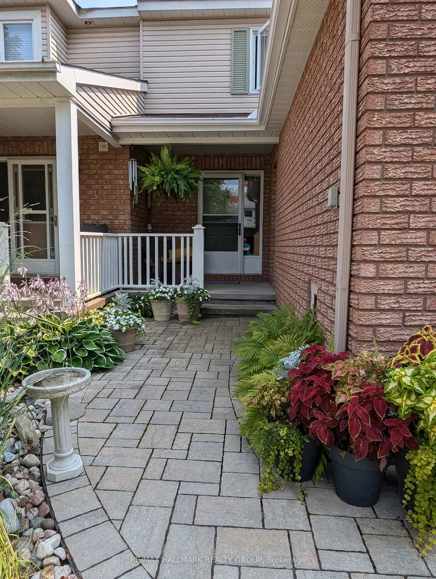 Photo 3 of 155 Markland Crescent, Ottawa, Barrhaven East — HOMEH