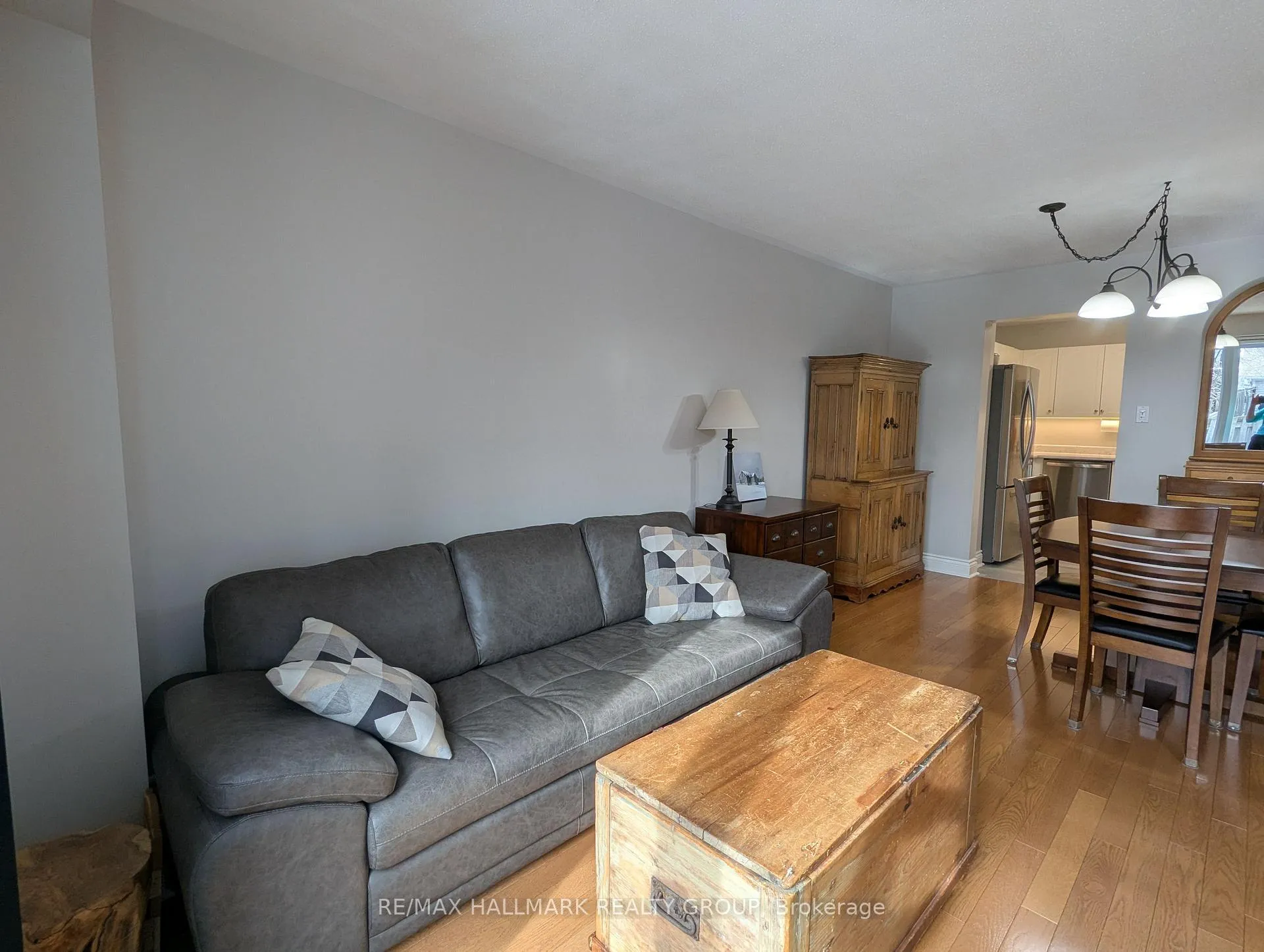 Photo 8 of 155 Markland Crescent, Ottawa, Barrhaven East — HOMEH