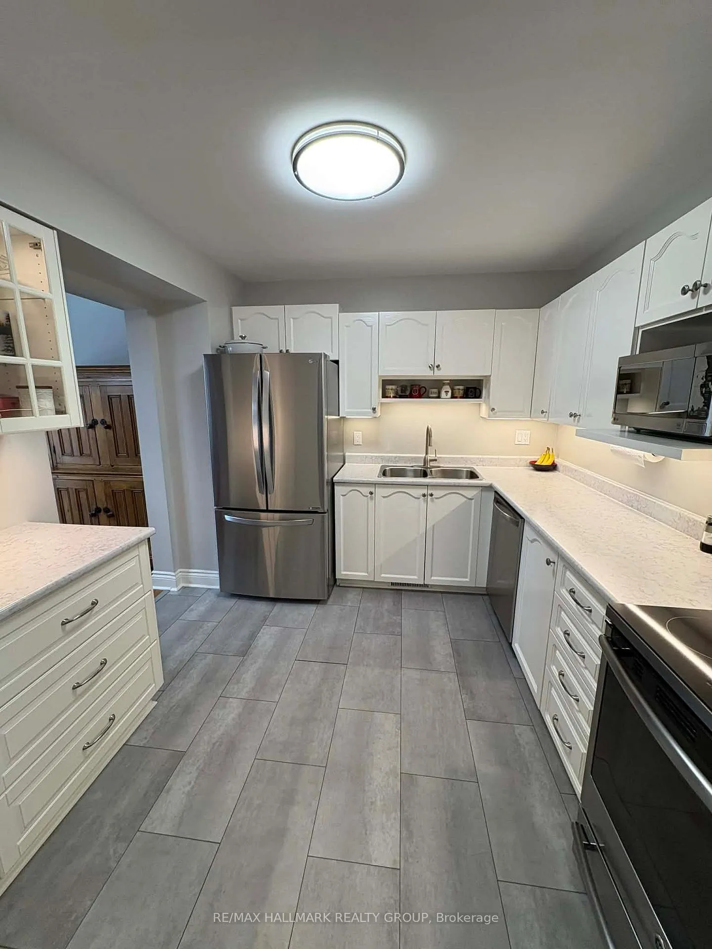 Photo 9 of 155 Markland Crescent, Ottawa, Barrhaven East — HOMEH