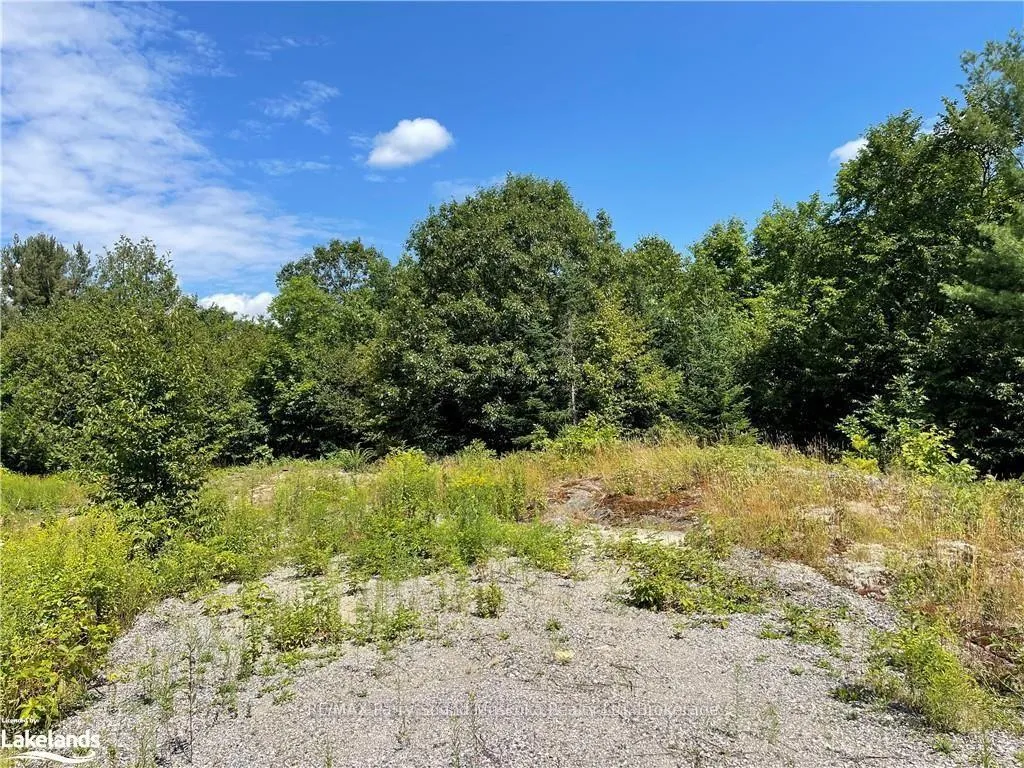 Photo 1 of 1035B 520 Highway N, Whitestone — HOMEH