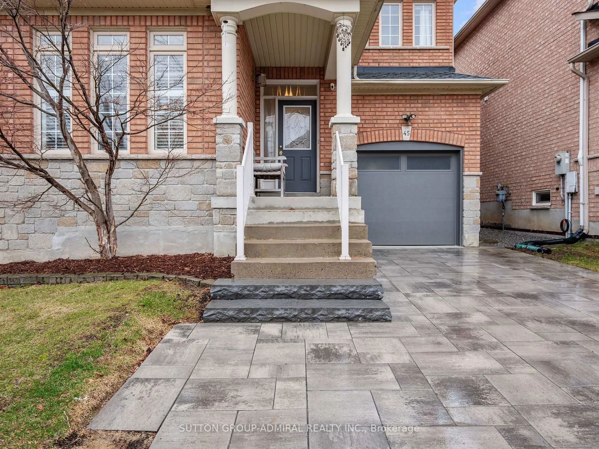 Photo 2 of 45 Chardonnay Drive, Vaughan, Patterson — HOMEH