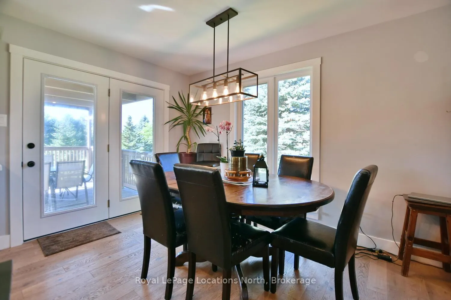 Photo 25 of 44 Donald Avenue, Clearview, Nottawa — HOMEH