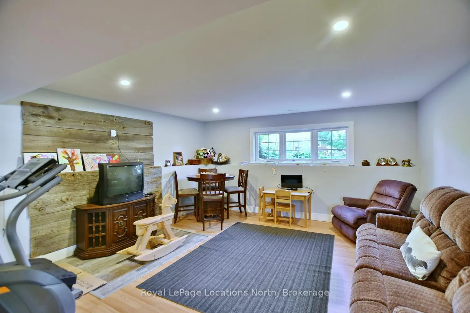 Photo 37 of 44 Donald Avenue, Clearview, Nottawa — HOMEH