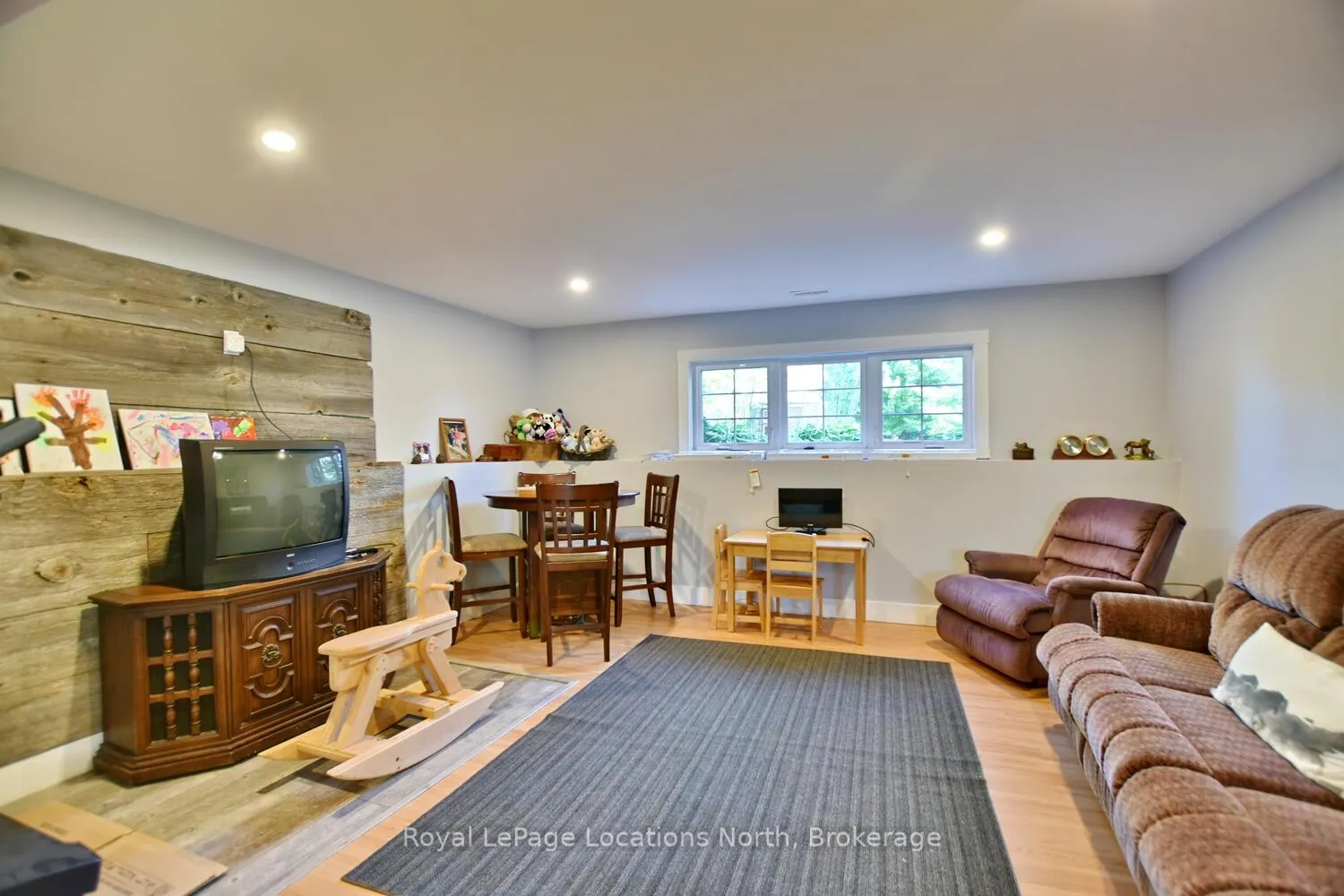 Photo 38 of 44 Donald Avenue, Clearview, Nottawa — HOMEH