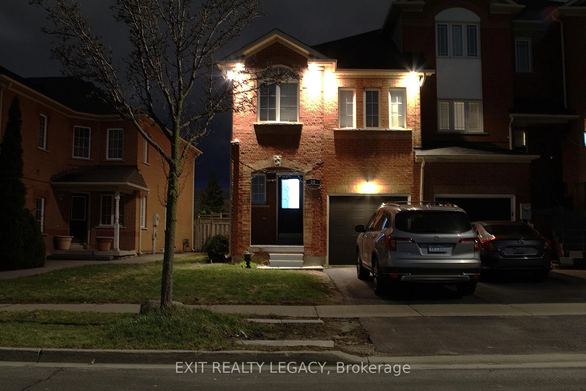 Photo 6 of 20 Lucena Crescent, Vaughan, Maple — HOMEH