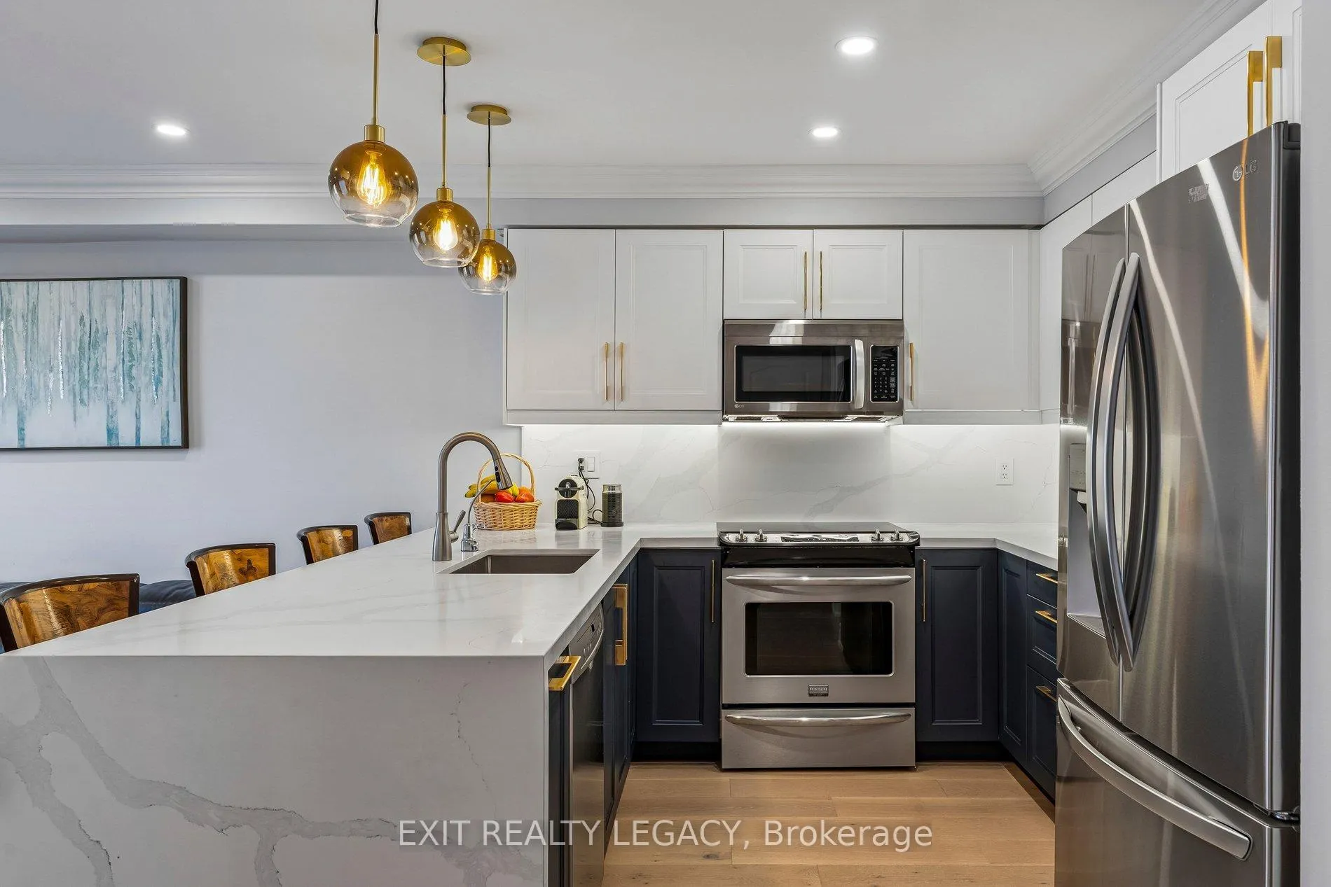 Photo 23 of 20 Lucena Crescent, Vaughan, Maple — HOMEH