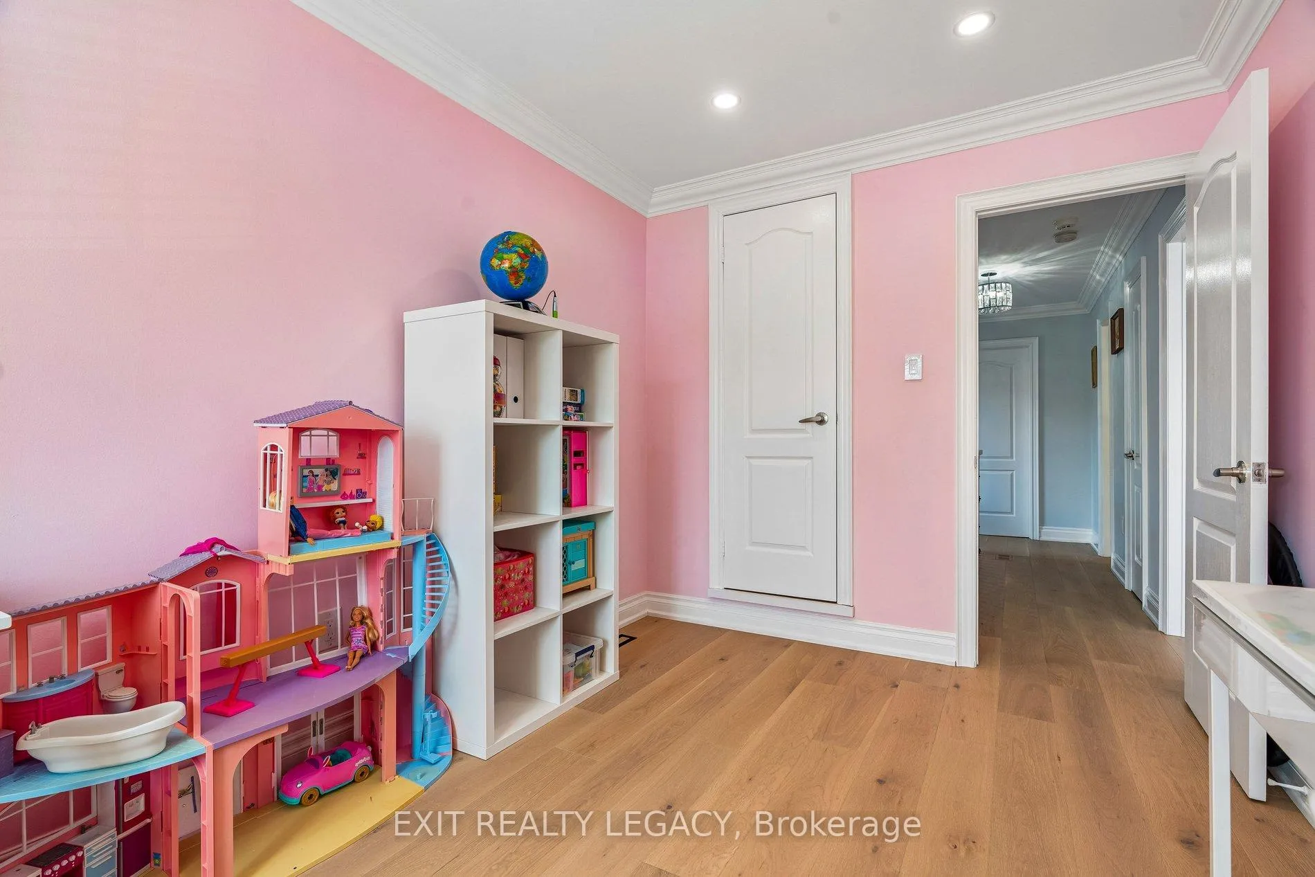 Photo 38 of 20 Lucena Crescent, Vaughan, Maple — HOMEH