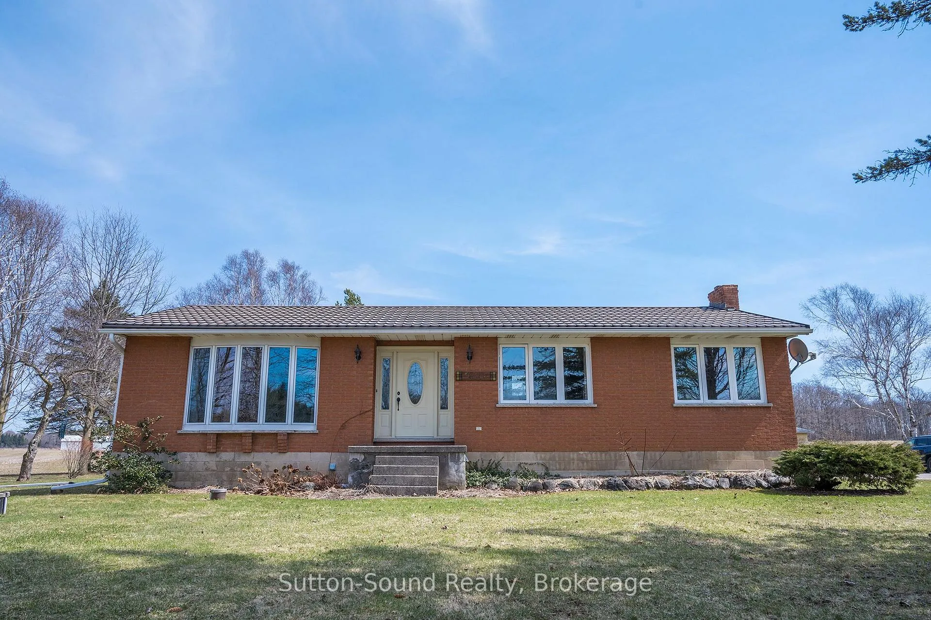Photo 2 of 458523 8 Concession, Meaford — HOMEH