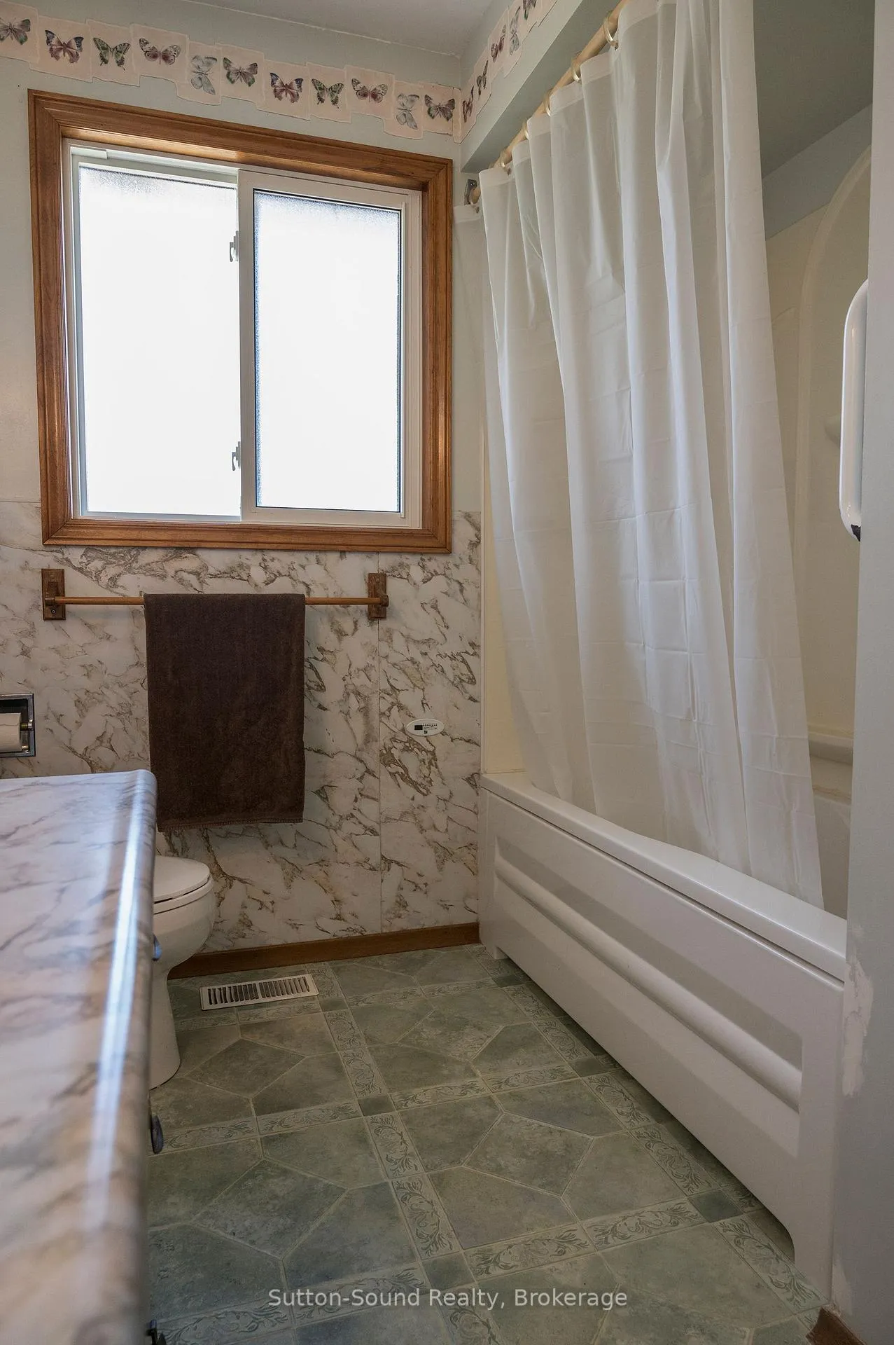 Photo 16 of 458523 8 Concession, Meaford — HOMEH