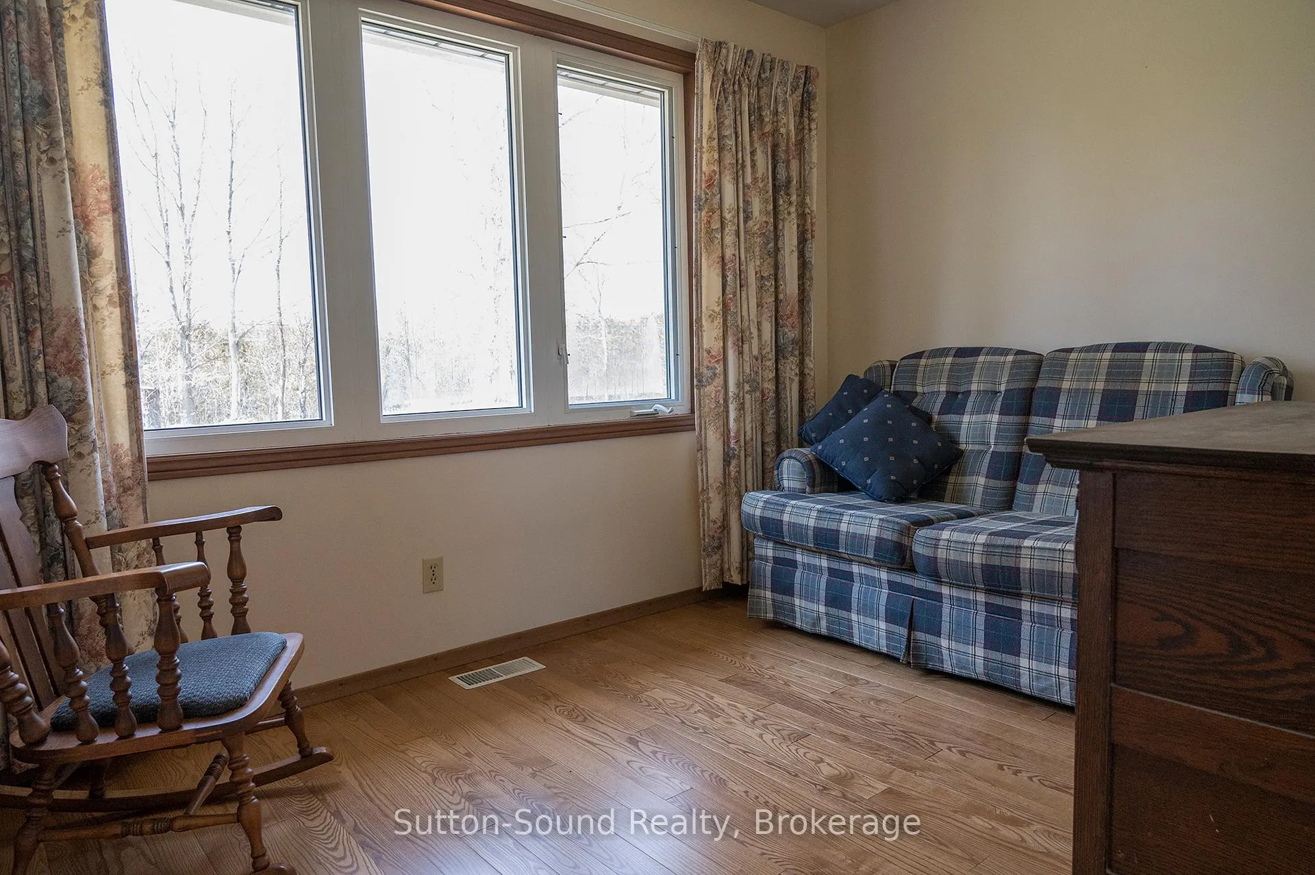 Photo 18 of 458523 8 Concession, Meaford — HOMEH