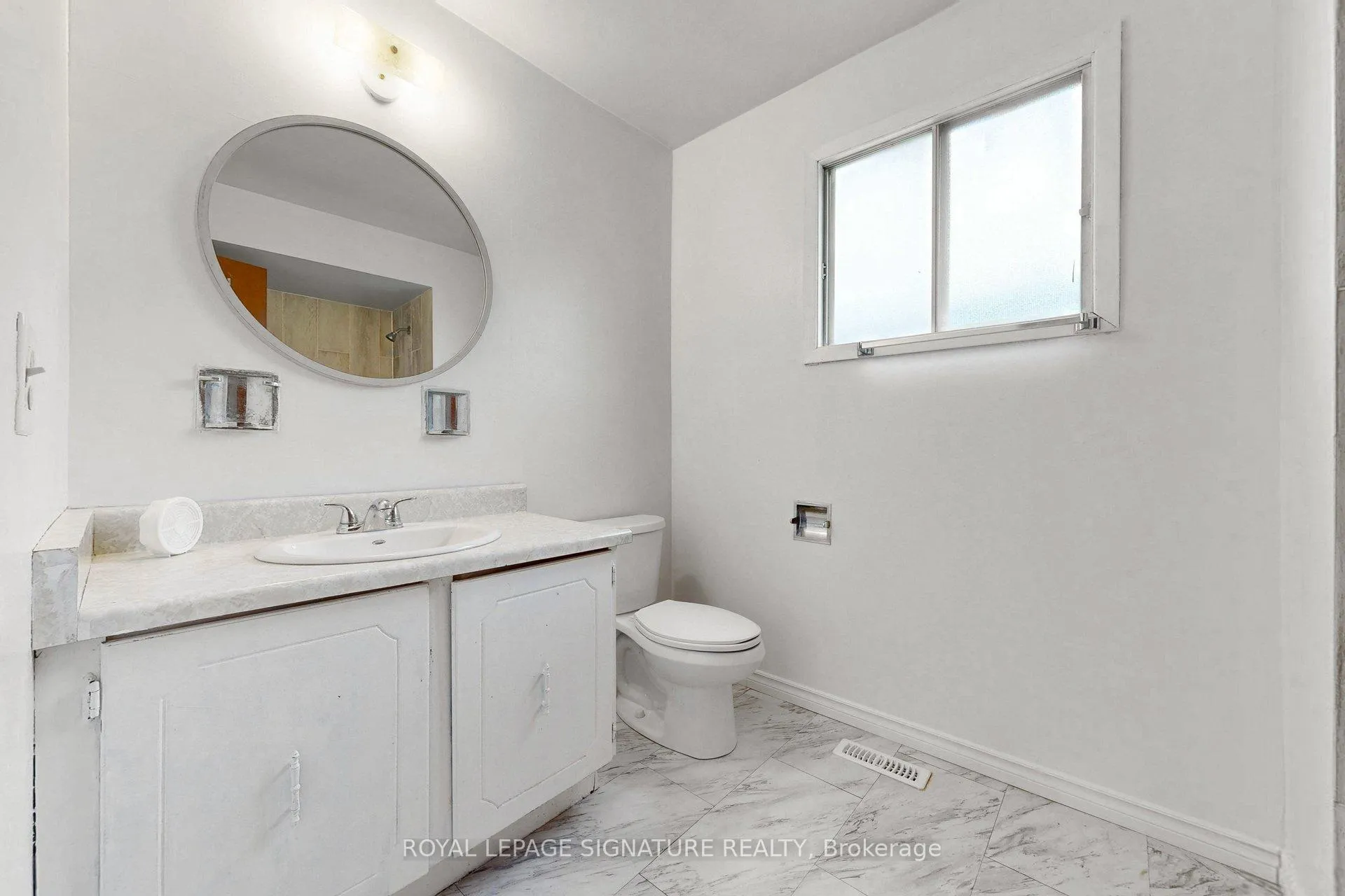 Photo 35 of 27 Rainthorpe Crescent, Scarborough, L'Amoreaux — HOMEH