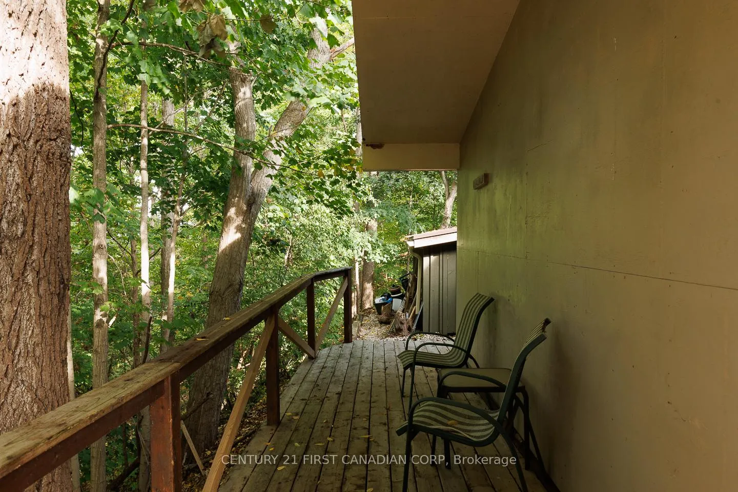 Photo 5 of 297 Alma Street, St. Thomas — HOMEH