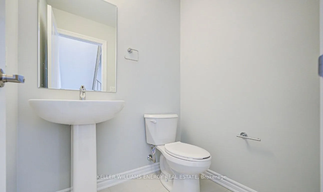 Photo 4 of 1210 Greentree Path, Oshawa, Kedron — HOMEH