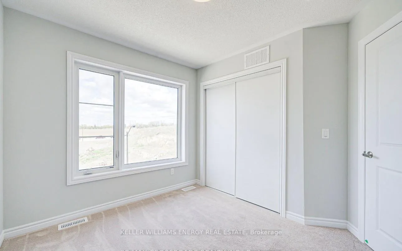 Photo 18 of 1210 Greentree Path, Oshawa, Kedron — HOMEH