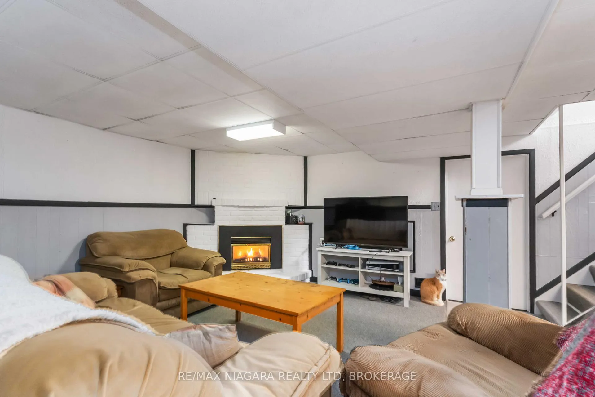 Photo 13 of 5 Thorncliff Drive, St. Catharines, Oakdale — HOMEH