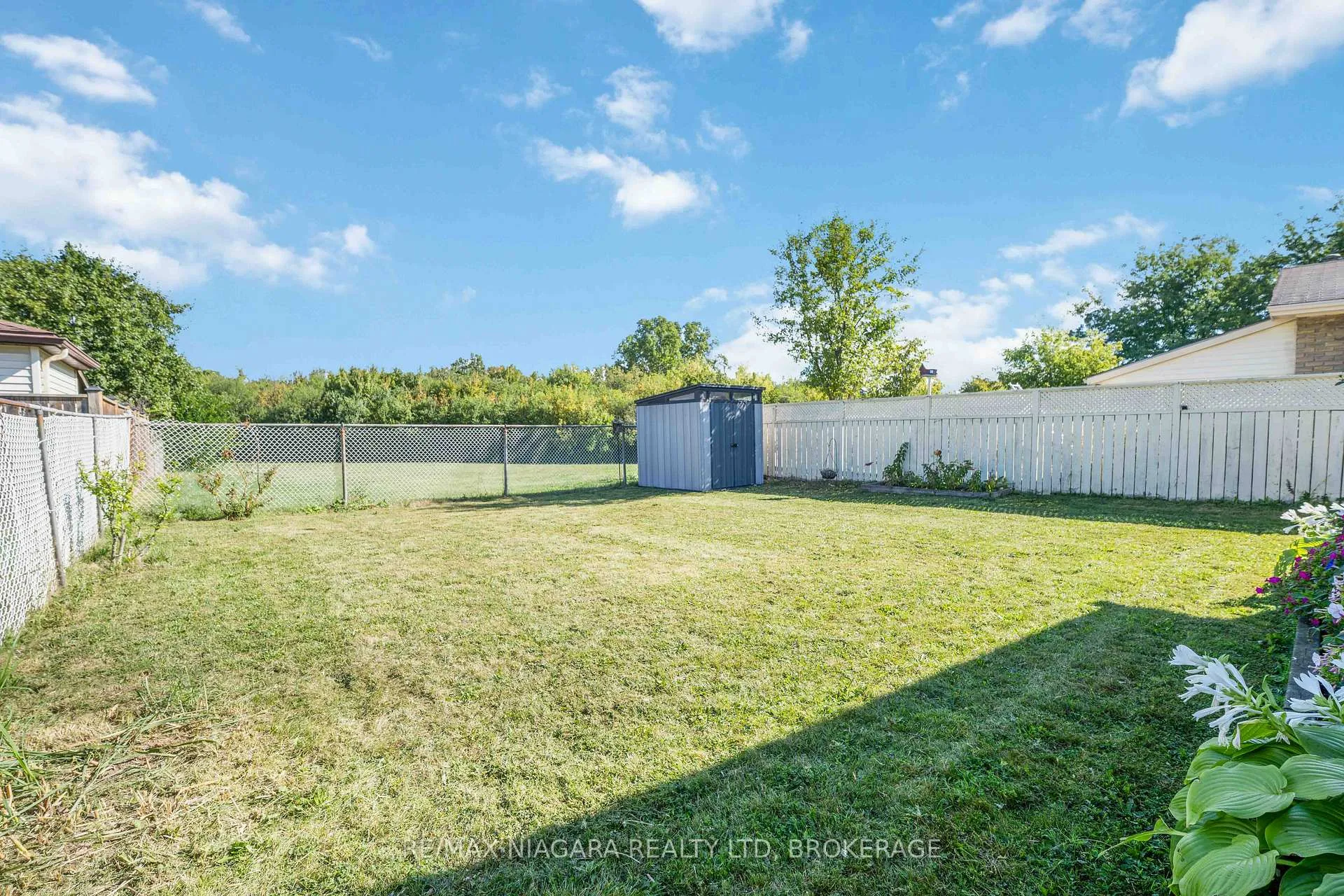 Photo 18 of 5 Thorncliff Drive, St. Catharines, Oakdale — HOMEH
