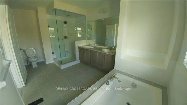Photo 5 of 27 Collier Crescent, Markham, Wismer — HOMEH
