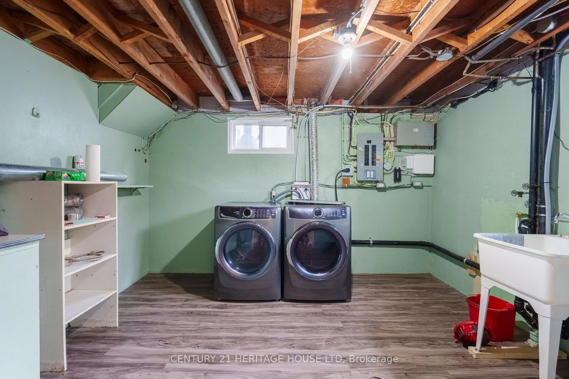 Photo 19 of 148 Glastonbury Crescent, Stratford — HOMEH