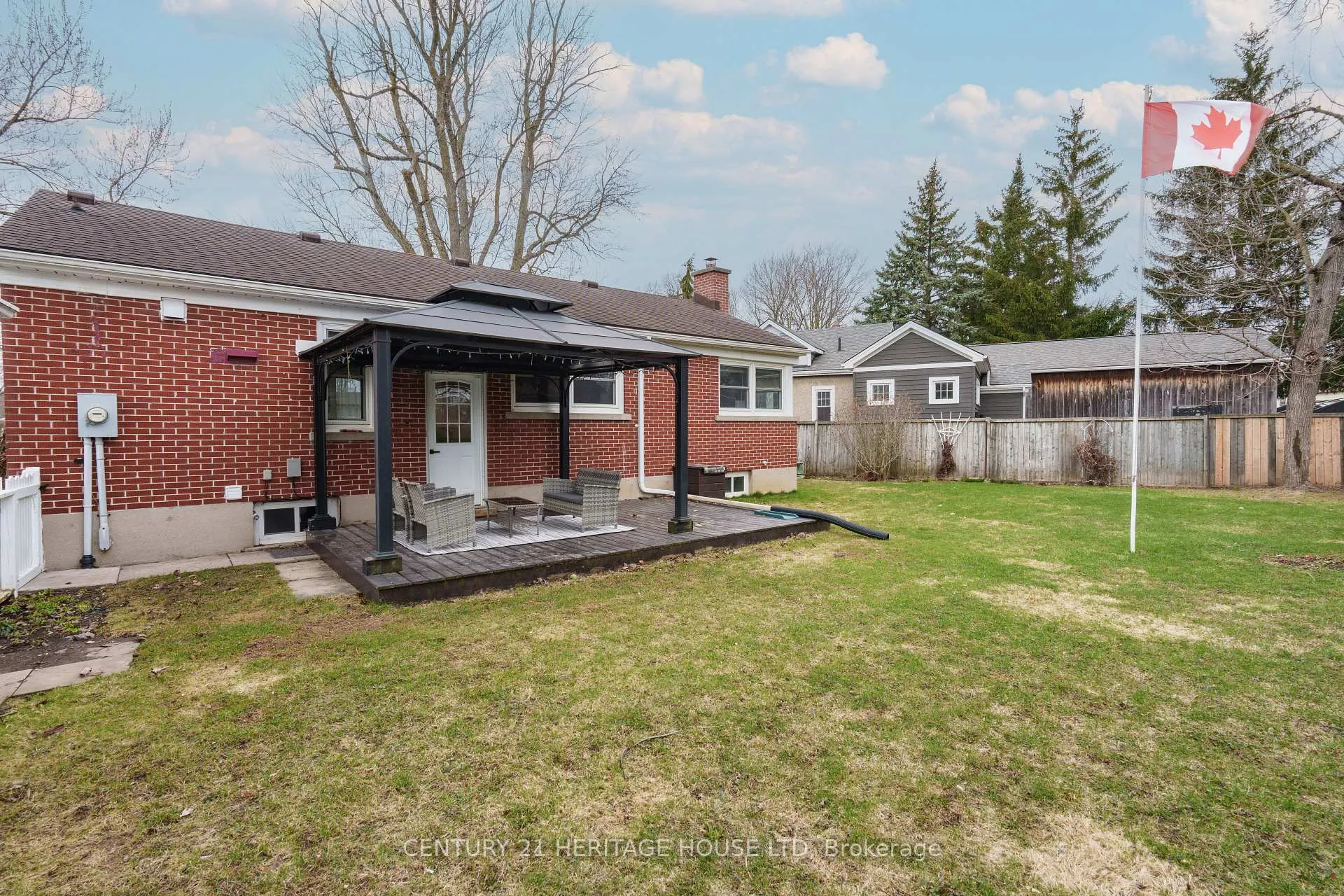 Photo 22 of 148 Glastonbury Crescent, Stratford — HOMEH