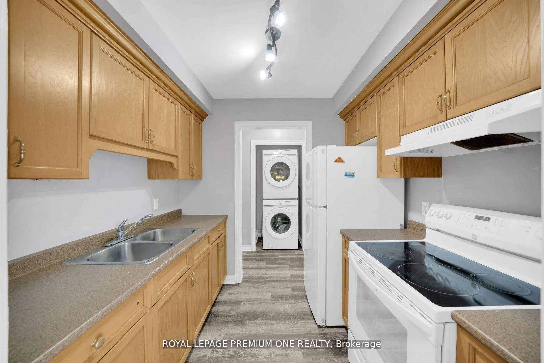 Photo 12 of 269 Berry Street, Shelburne — HOMEH
