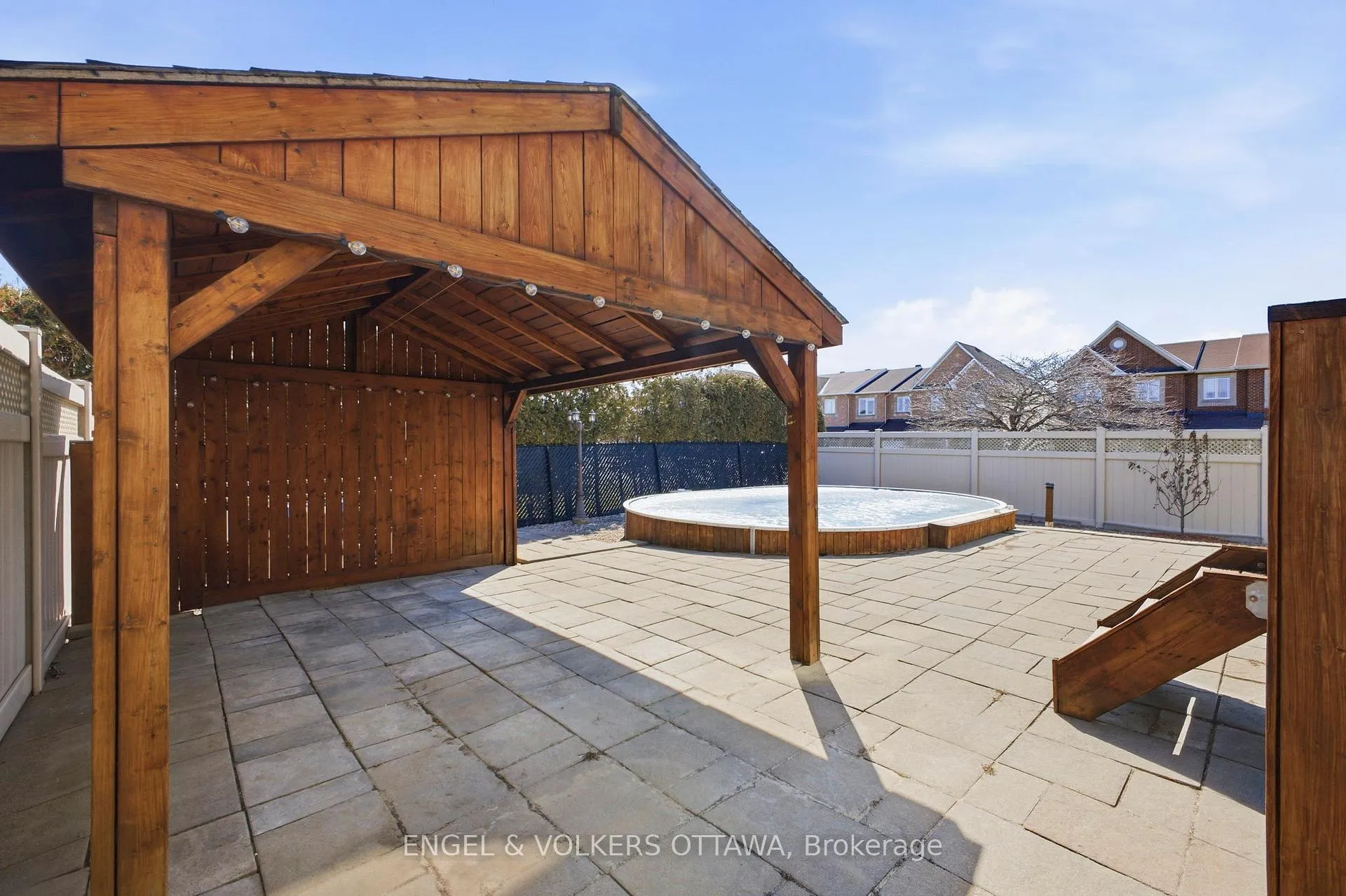 Photo 20 of 234 Branthaven Street, Ottawa, Avalon East — HOMEH