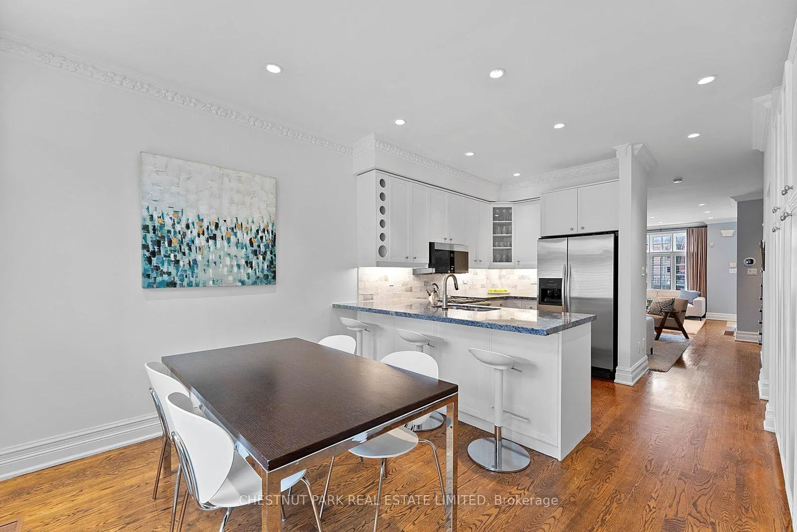 Photo 12 of 21 Castlefield Avenue, Toronto, Yonge-Eglinton — HOMEH