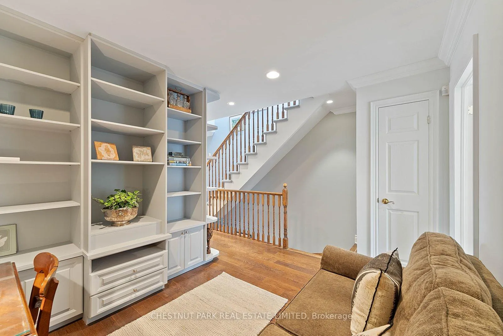 Photo 17 of 21 Castlefield Avenue, Toronto, Yonge-Eglinton — HOMEH