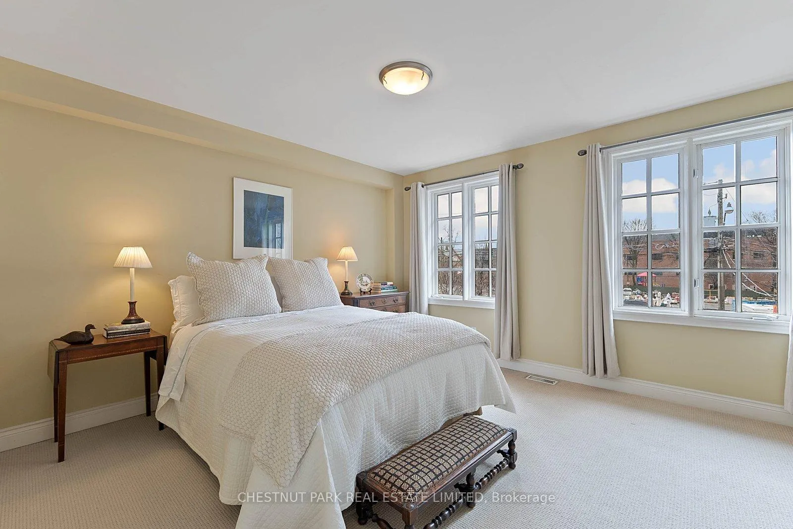 Photo 18 of 21 Castlefield Avenue, Toronto, Yonge-Eglinton — HOMEH