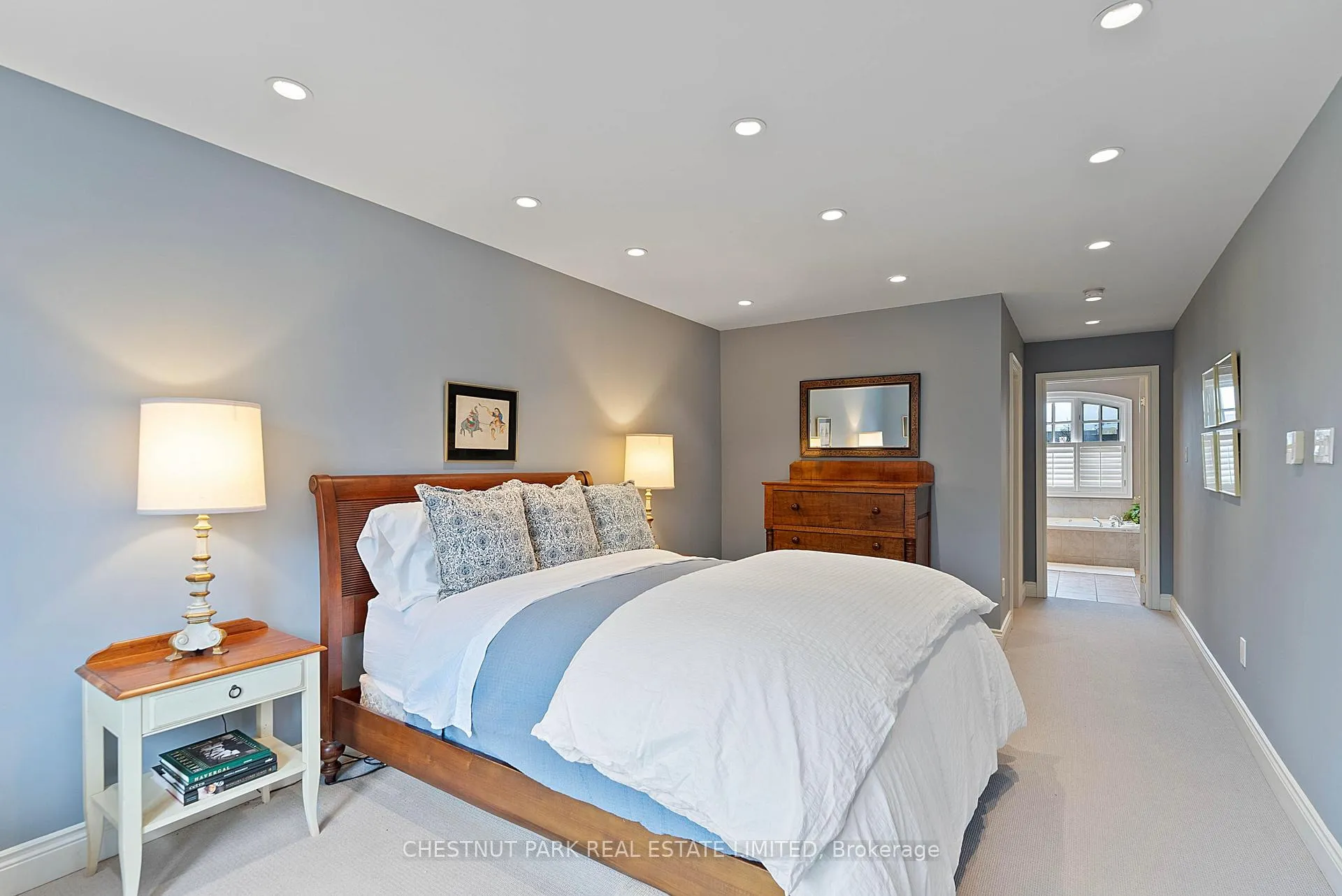 Photo 21 of 21 Castlefield Avenue, Toronto, Yonge-Eglinton — HOMEH